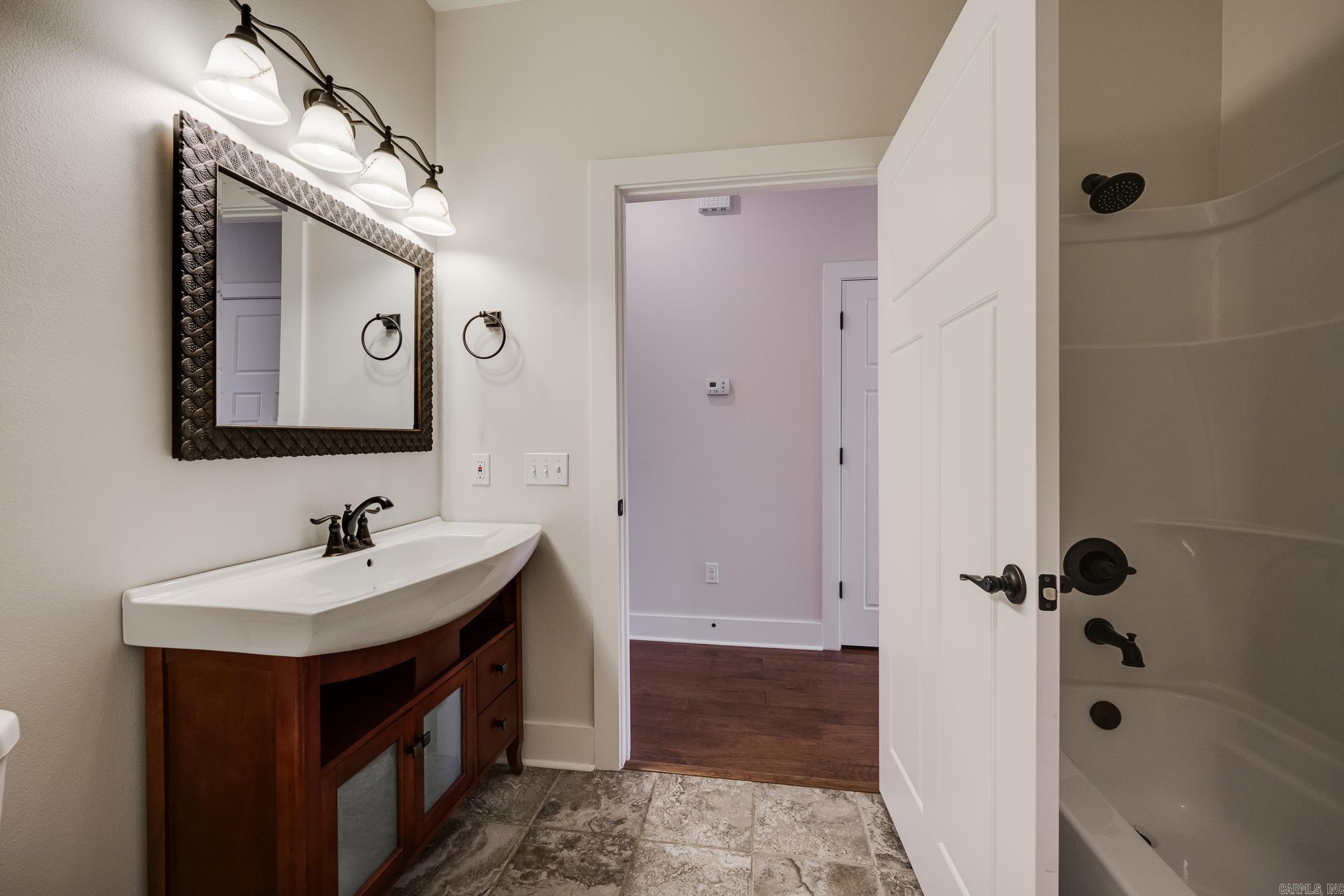 HOMES OF STONEBROOK COVE (THE) - Residential