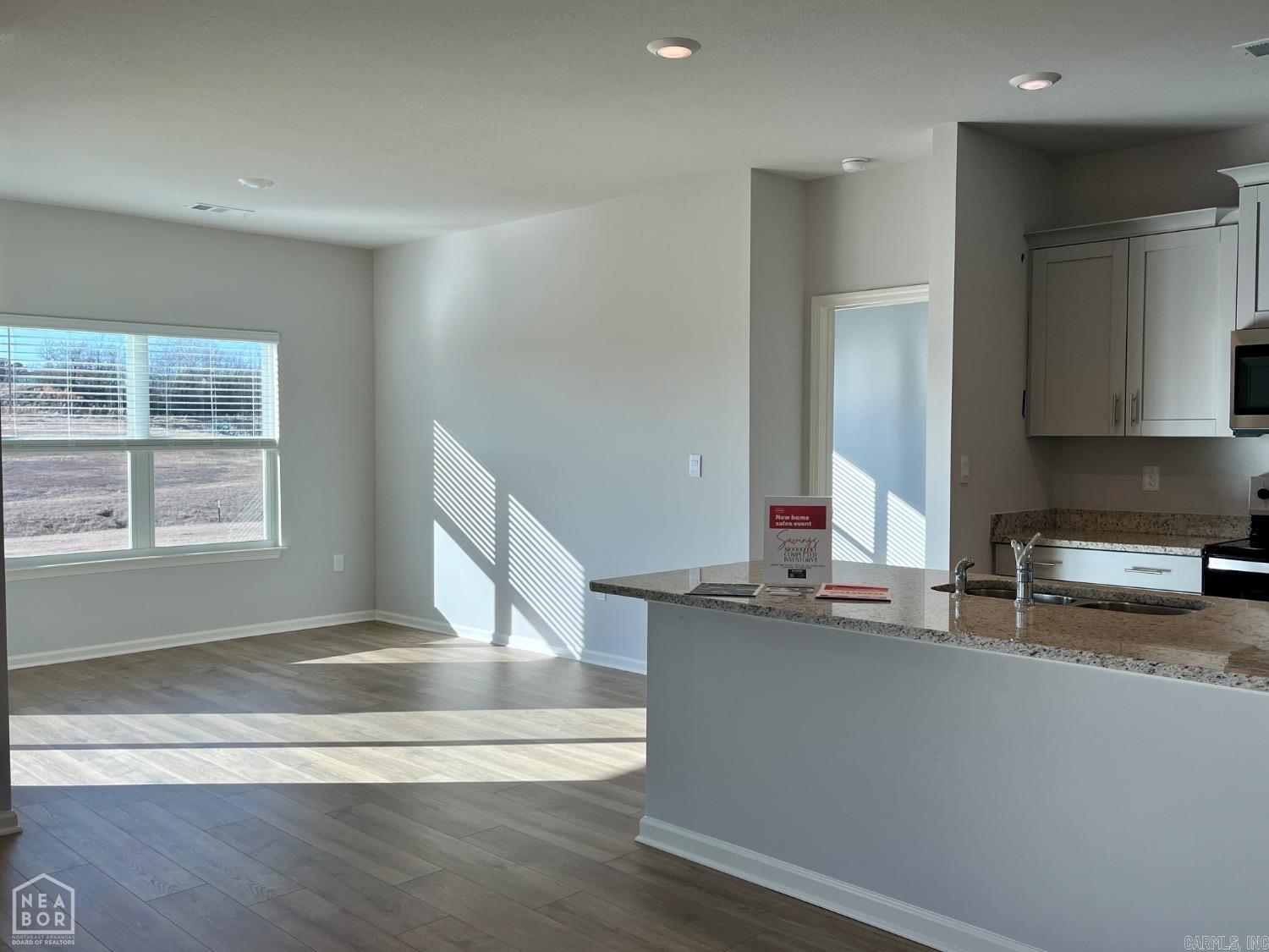 Southern Oaks - Residential