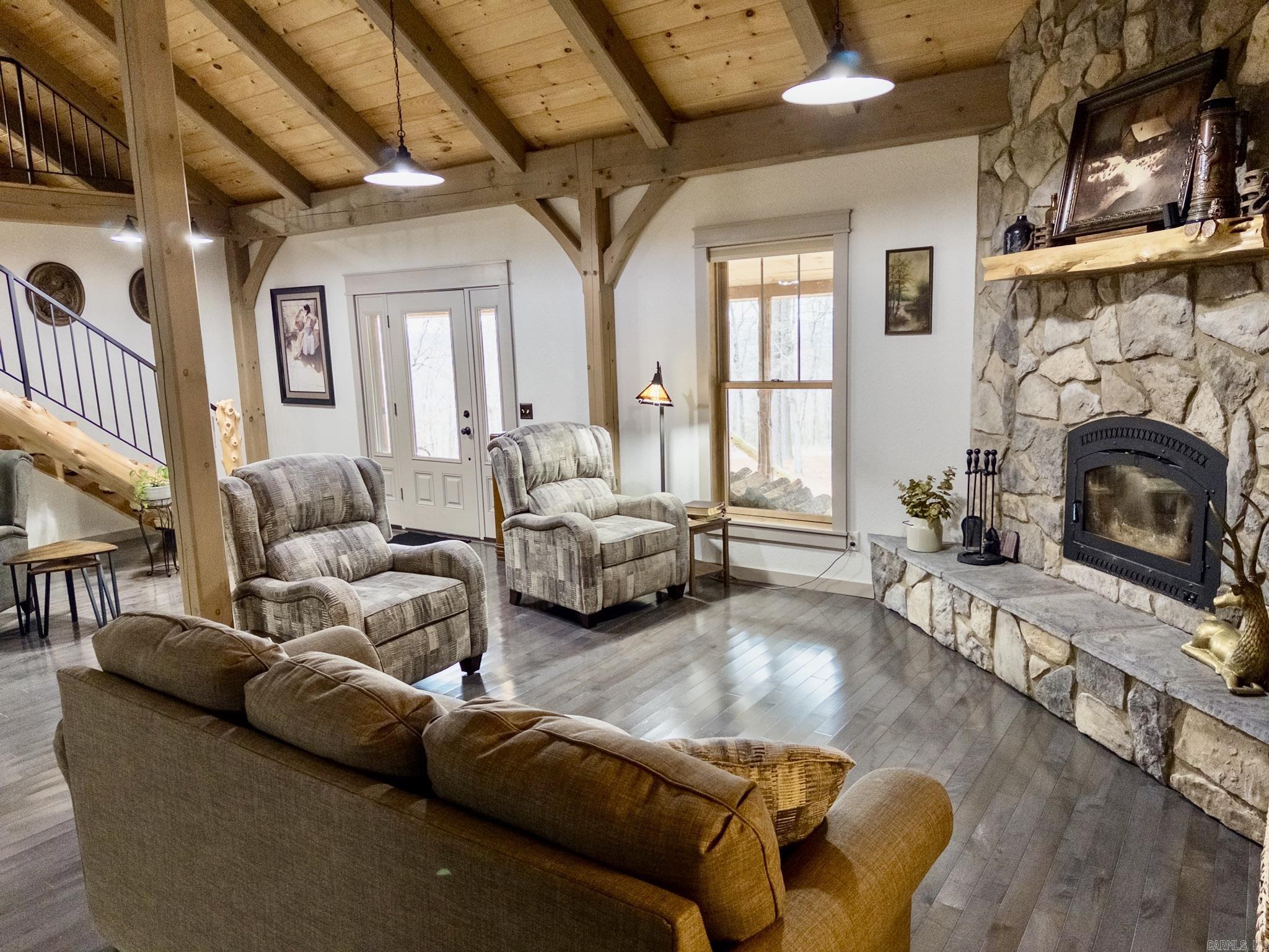 Metes & Bounds - Residential