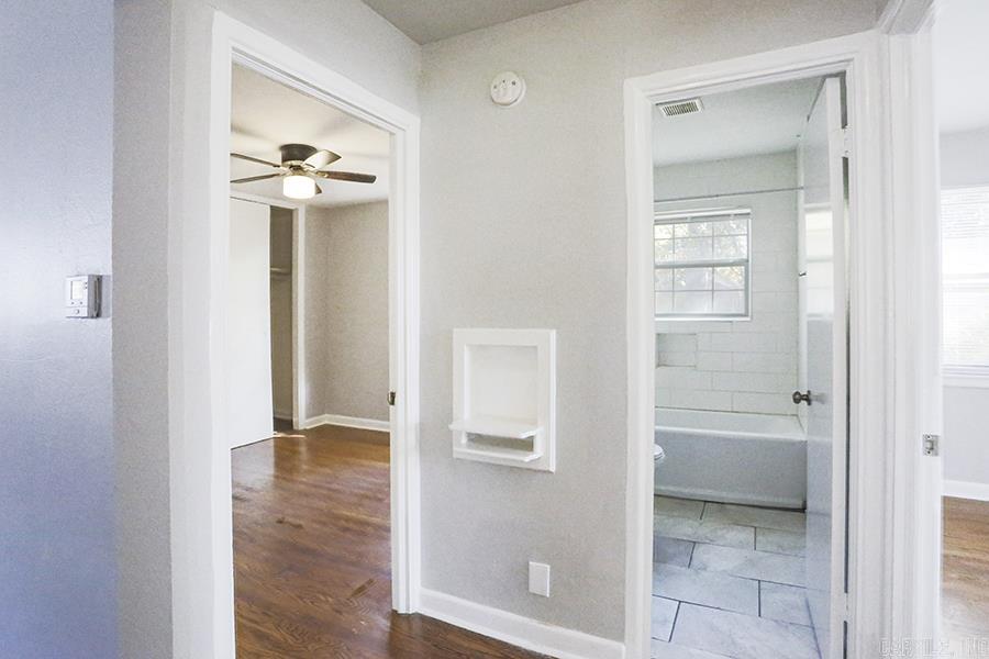 COLLEGE TERRACE - Residential