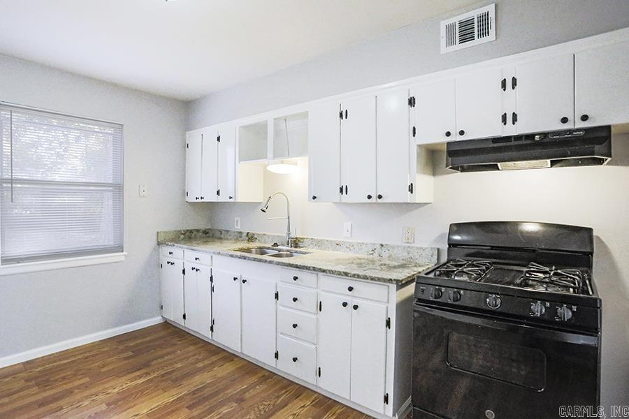 COLLEGE TERRACE - Residential