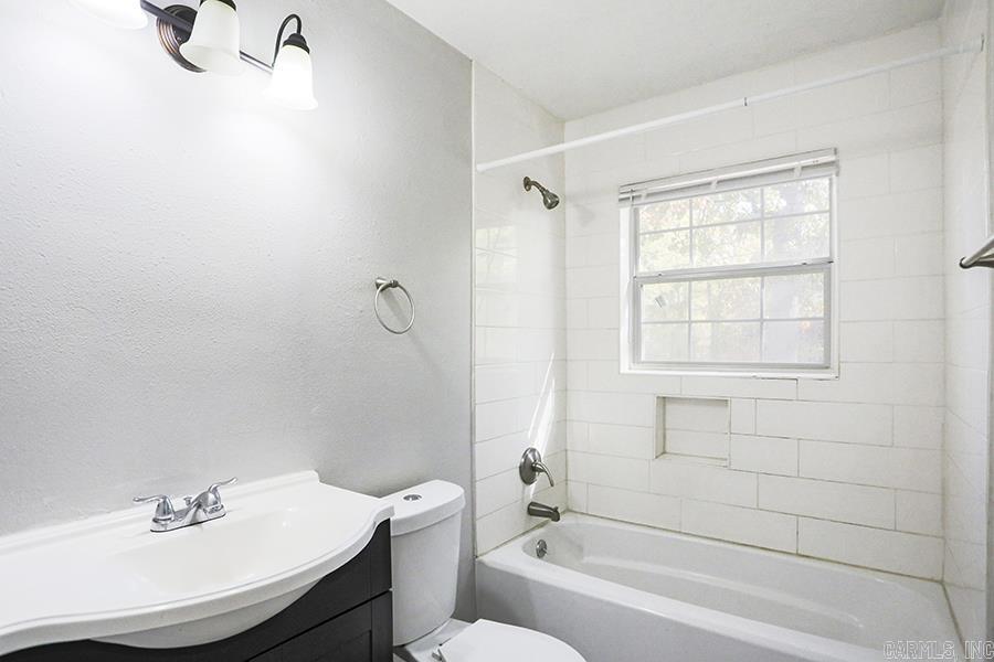 COLLEGE TERRACE - Residential