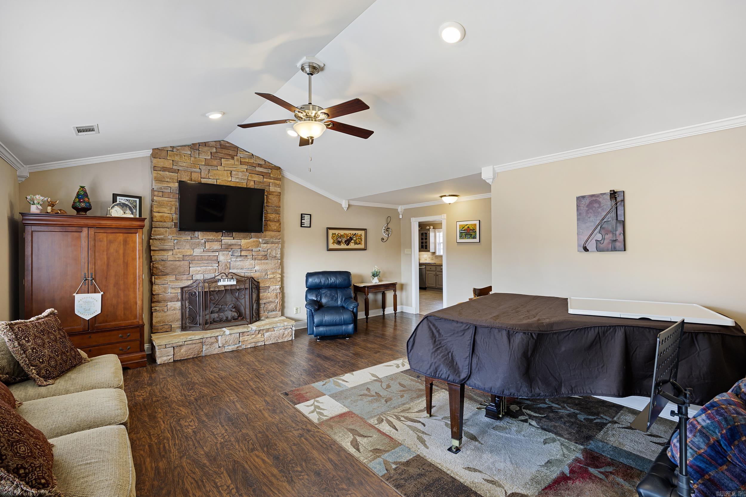 BROOKSIDE ESTATES - Residential