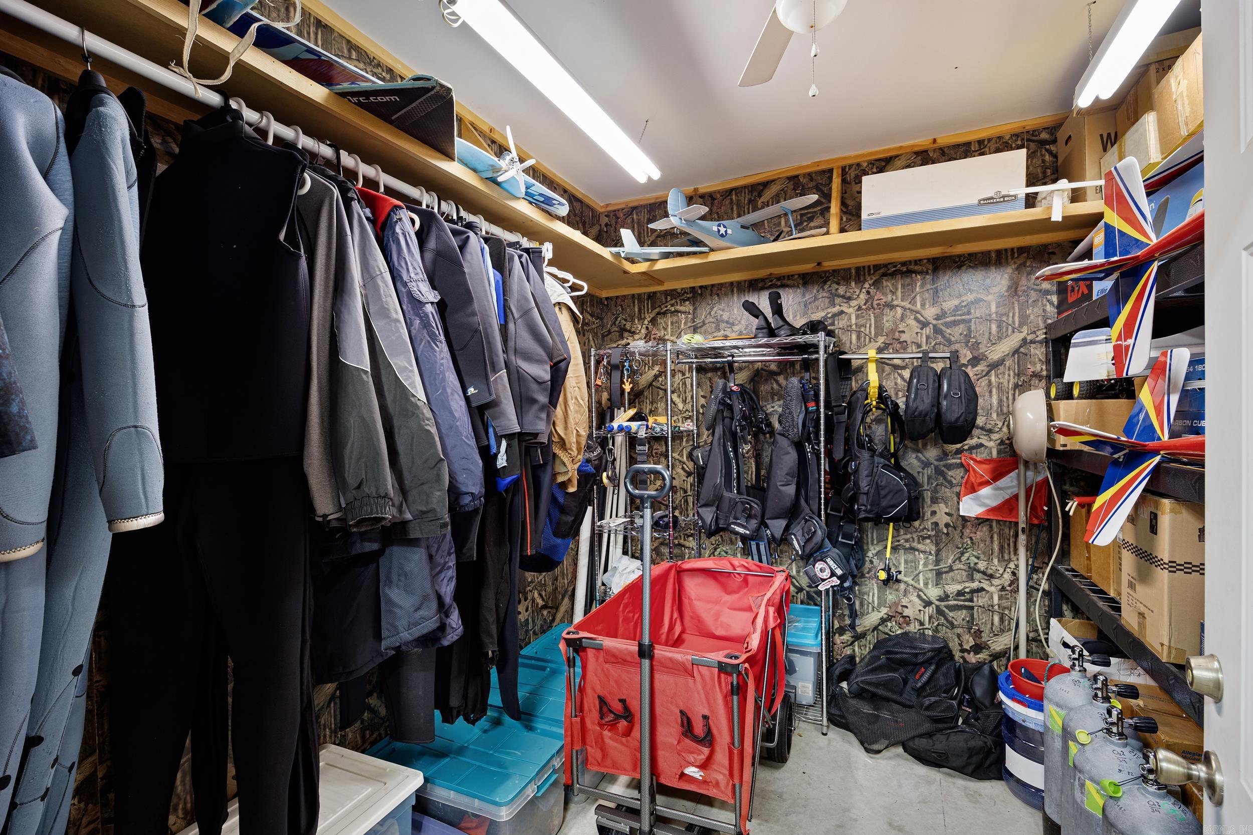 BROOKSIDE ESTATES - Residential