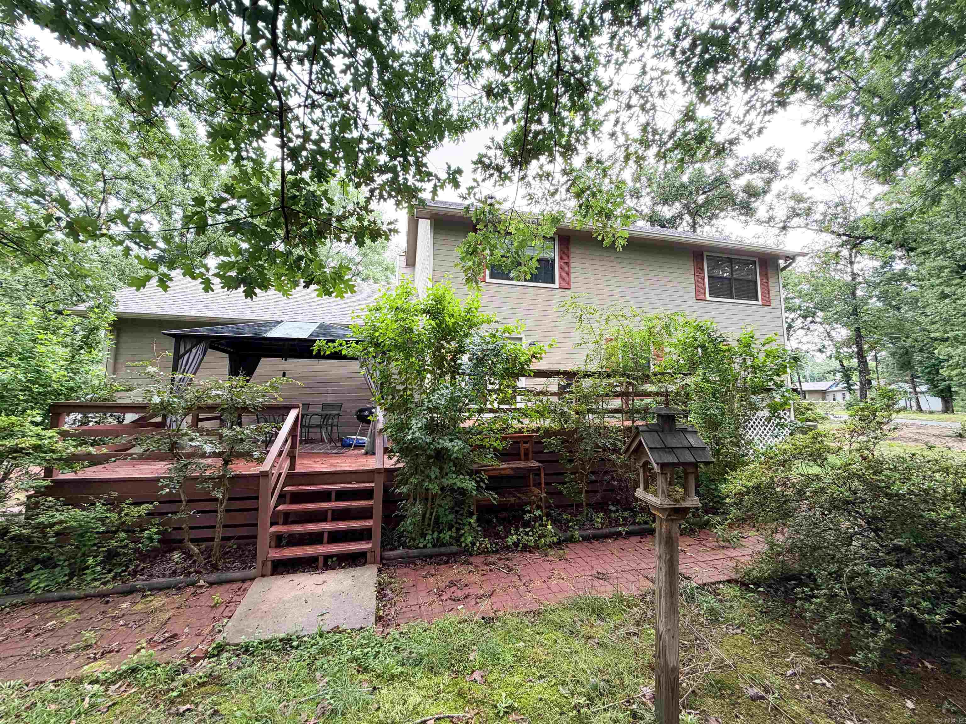 BUGG EDDIE & BERTHA - Residential