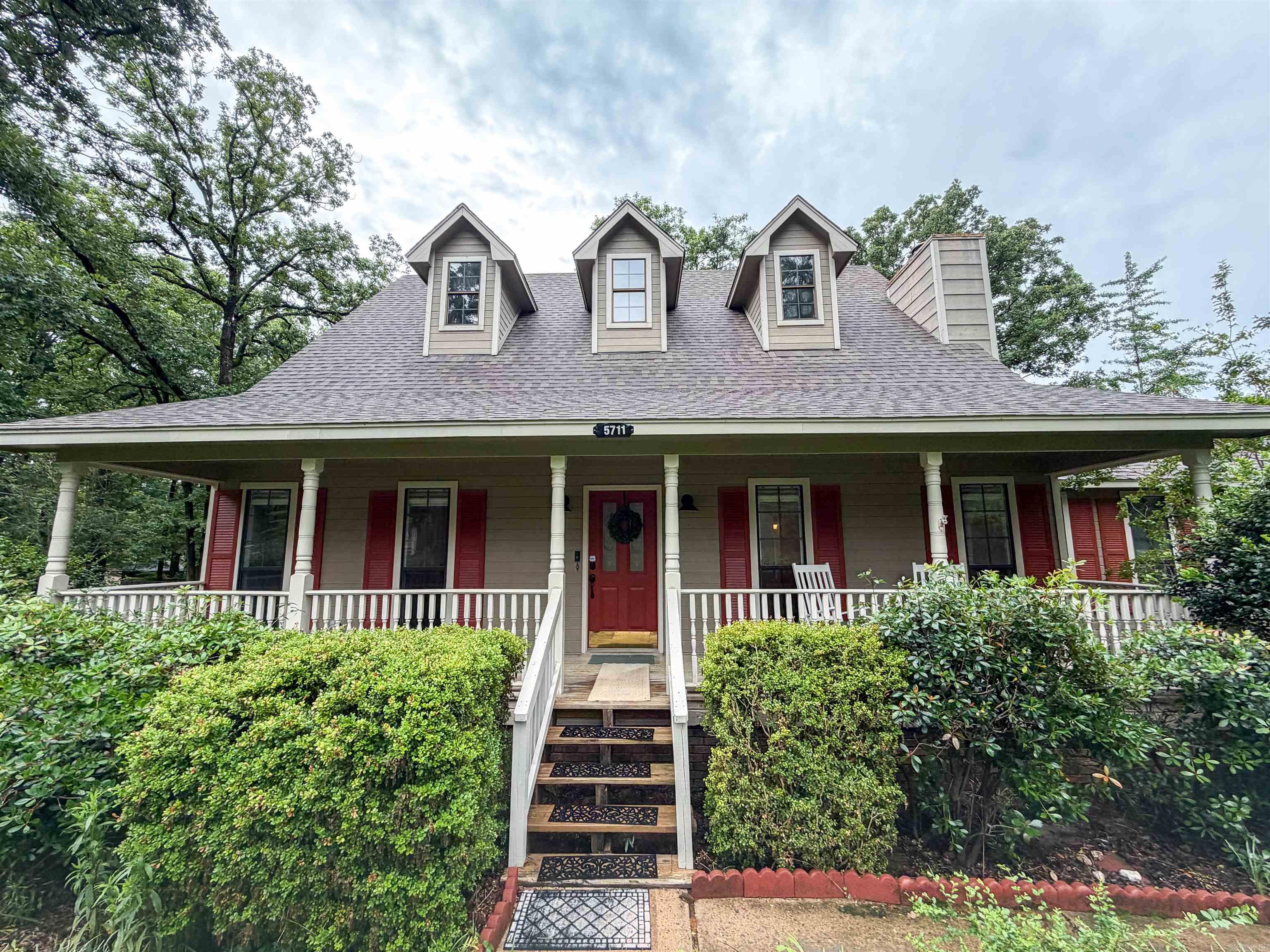 BUGG EDDIE & BERTHA - Residential