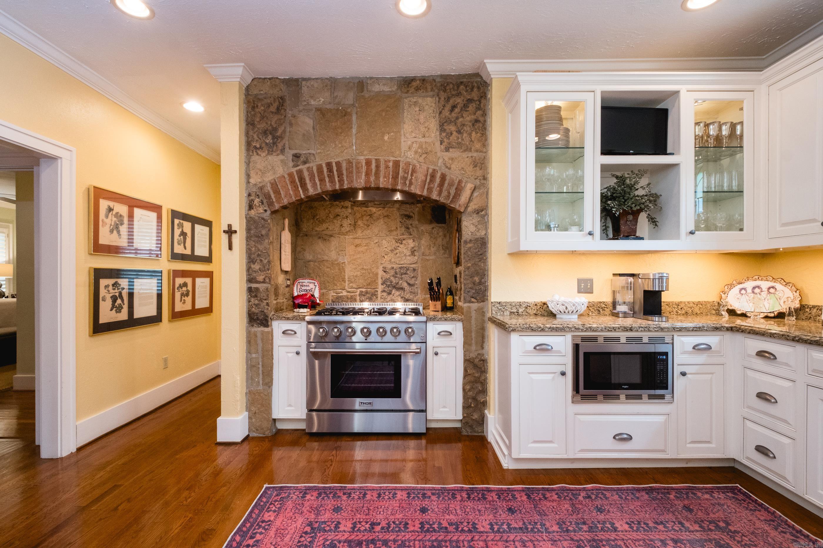 CLIFFEWOOD - Residential