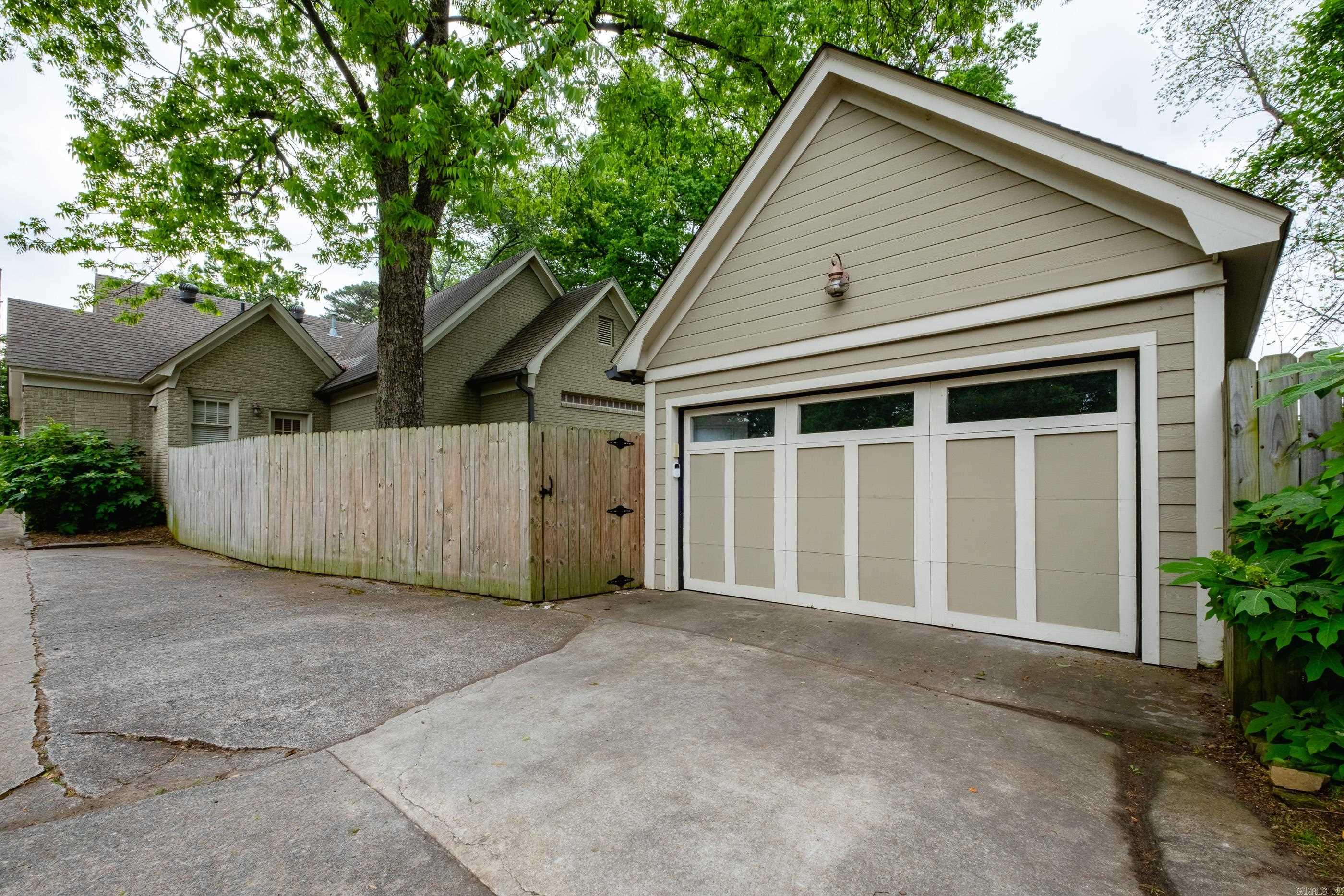 CLIFFEWOOD - Residential