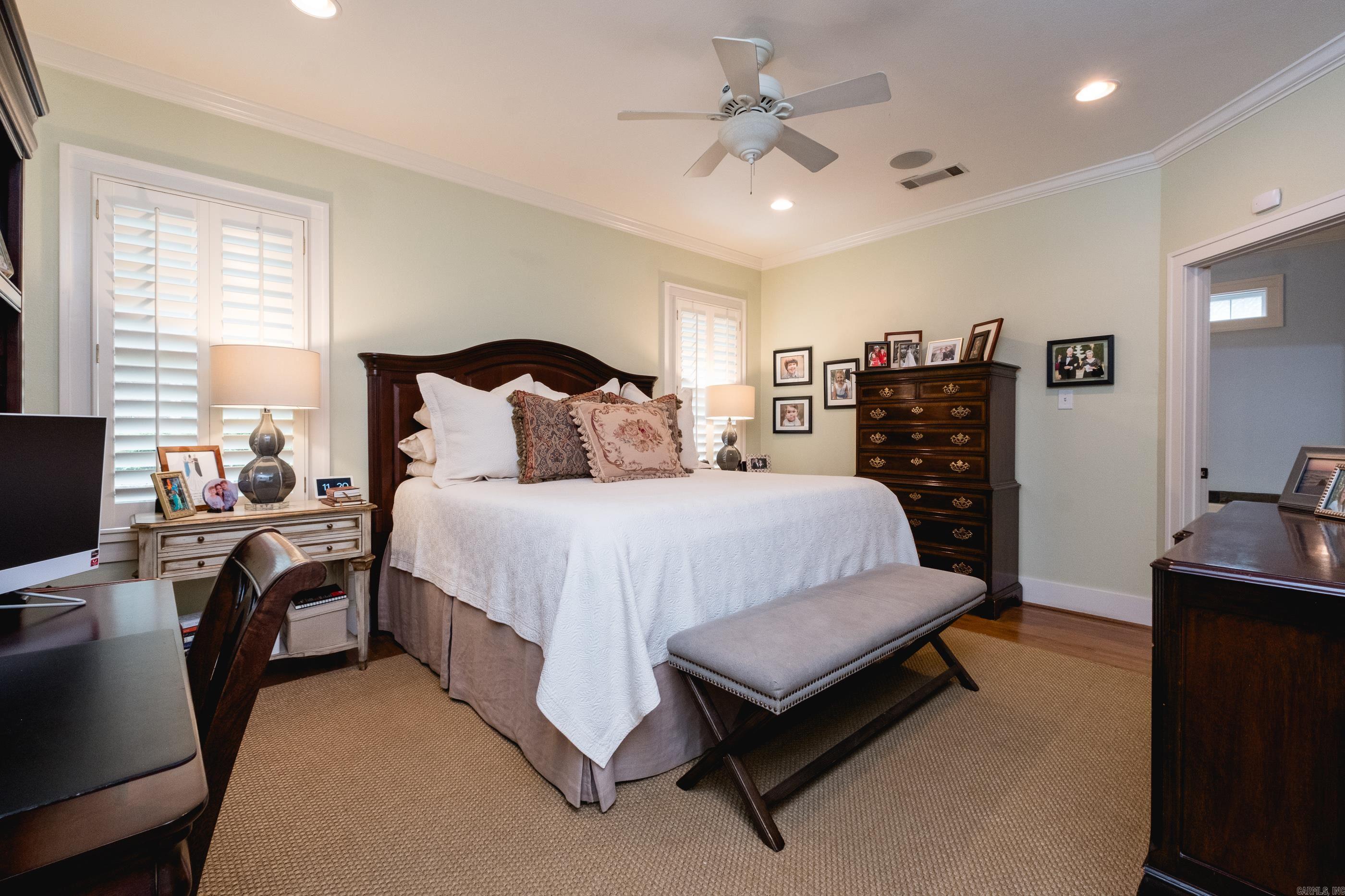 CLIFFEWOOD - Residential