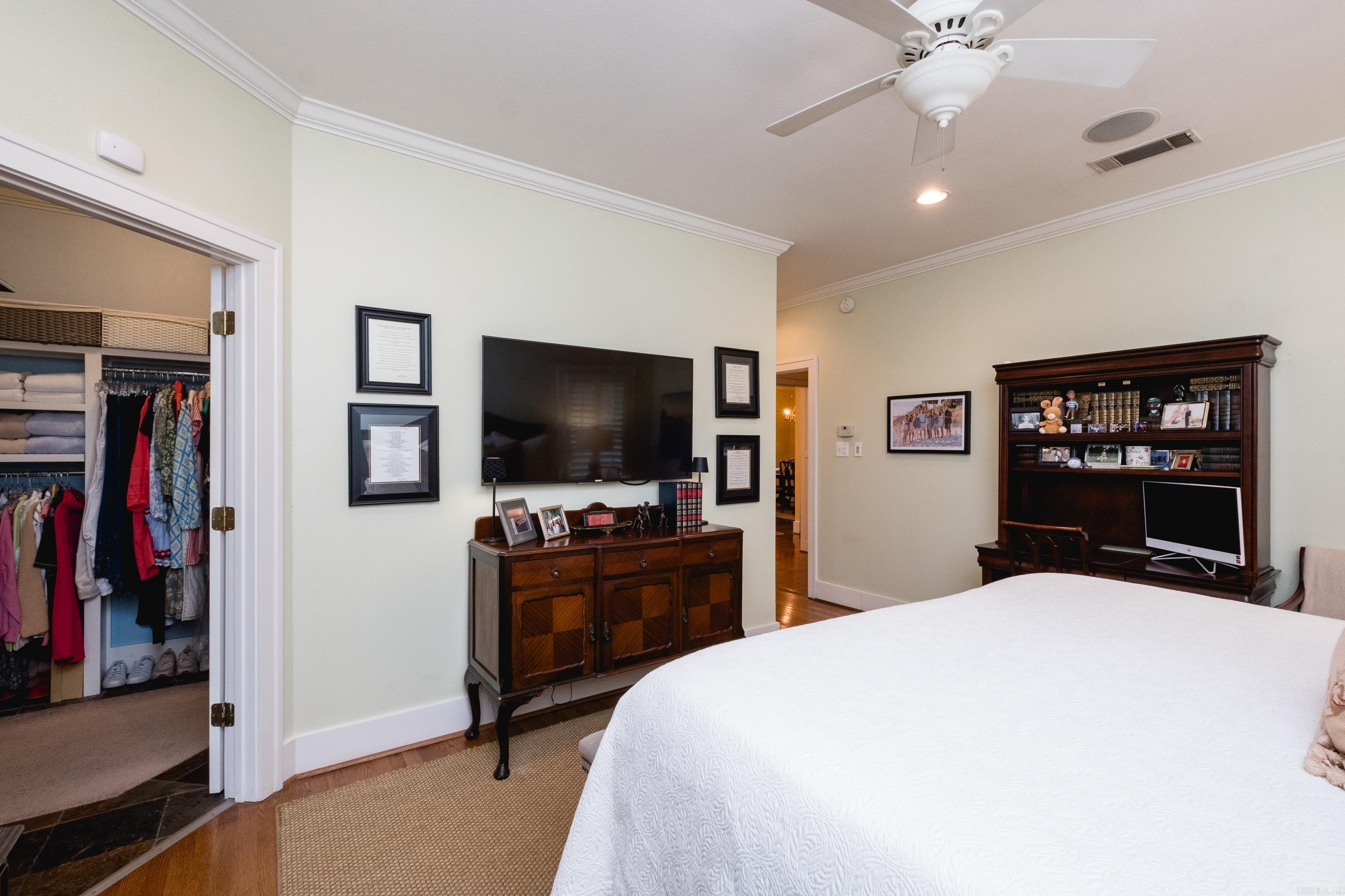 CLIFFEWOOD - Residential