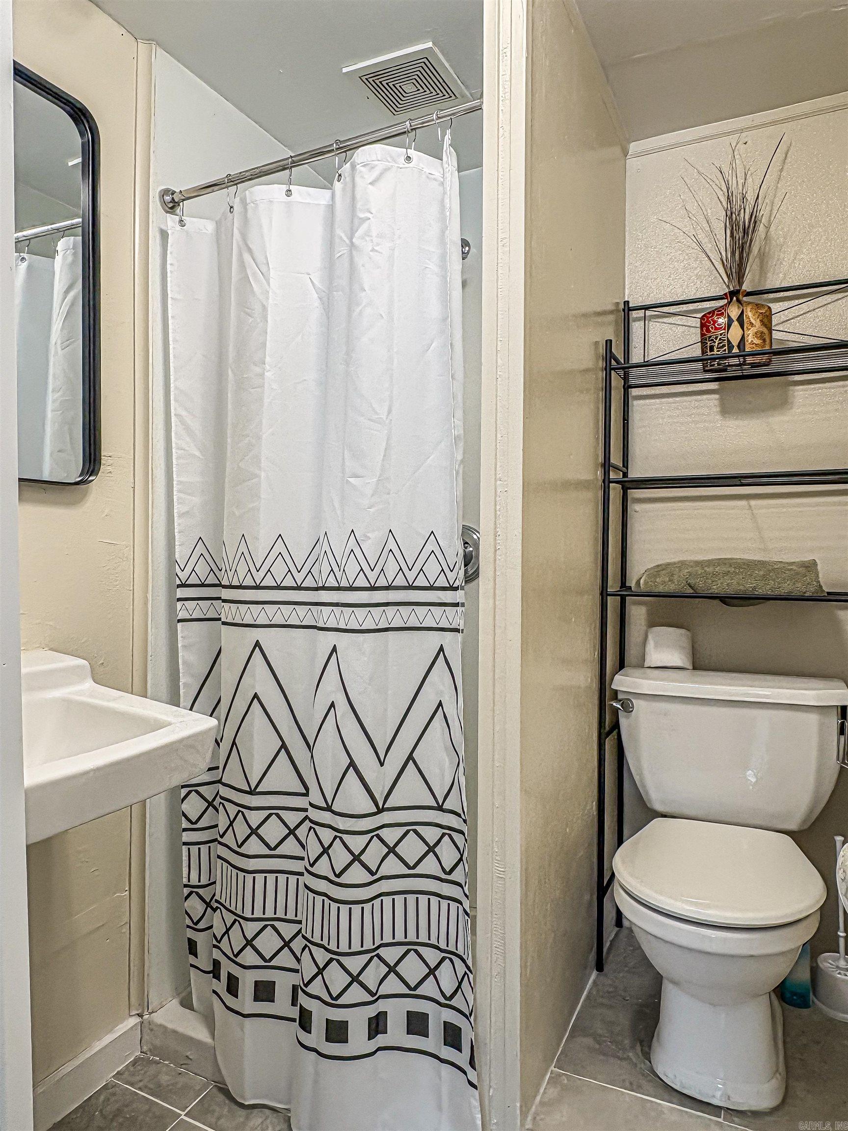 FREY ADDITION - Residential