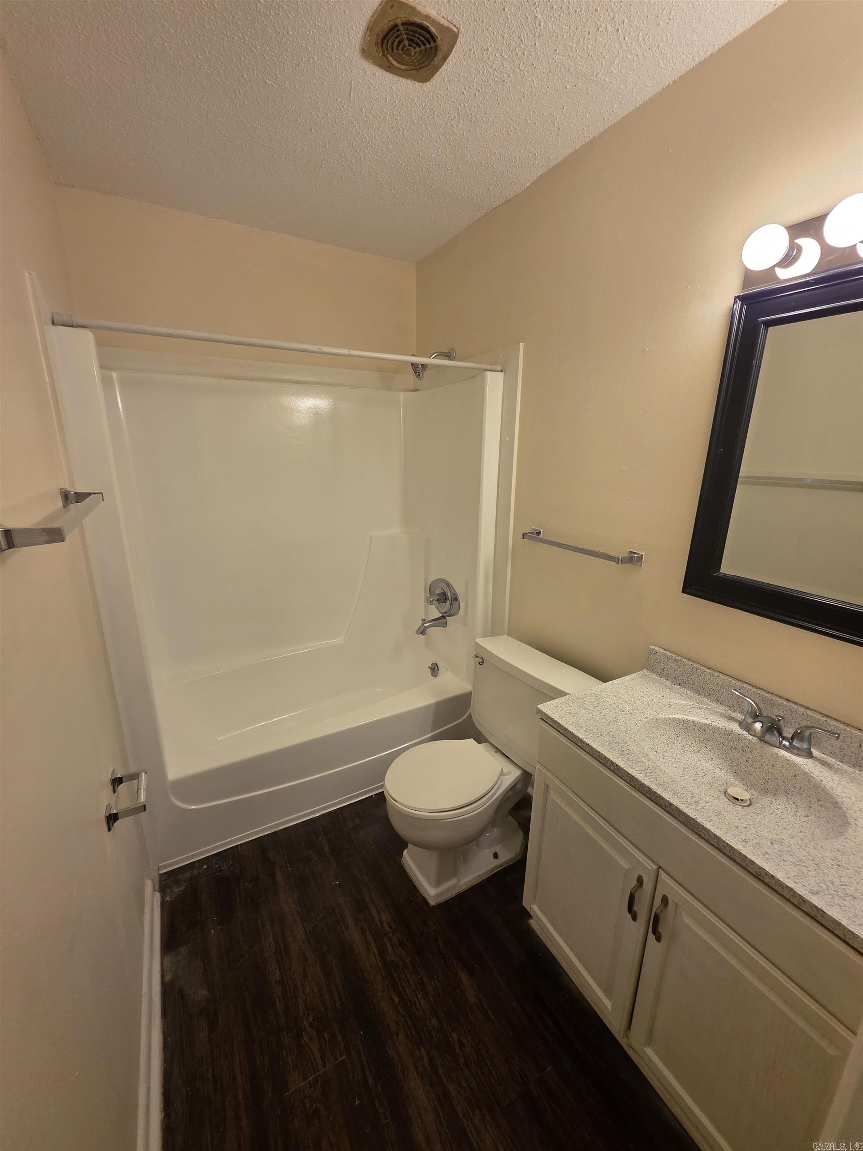 Hill Crest - Residential Lease