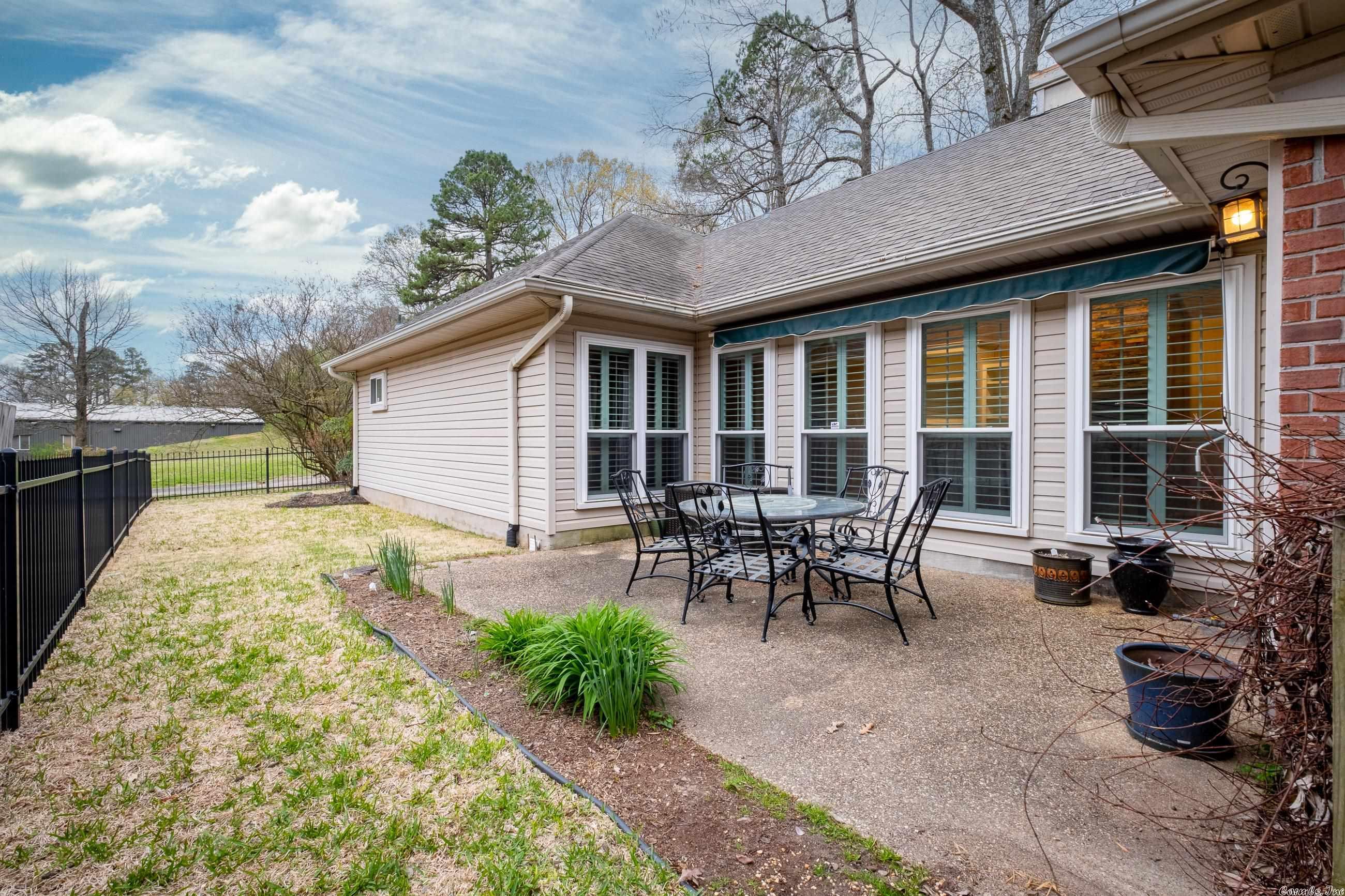 CHARLESTON PLACE - Residential