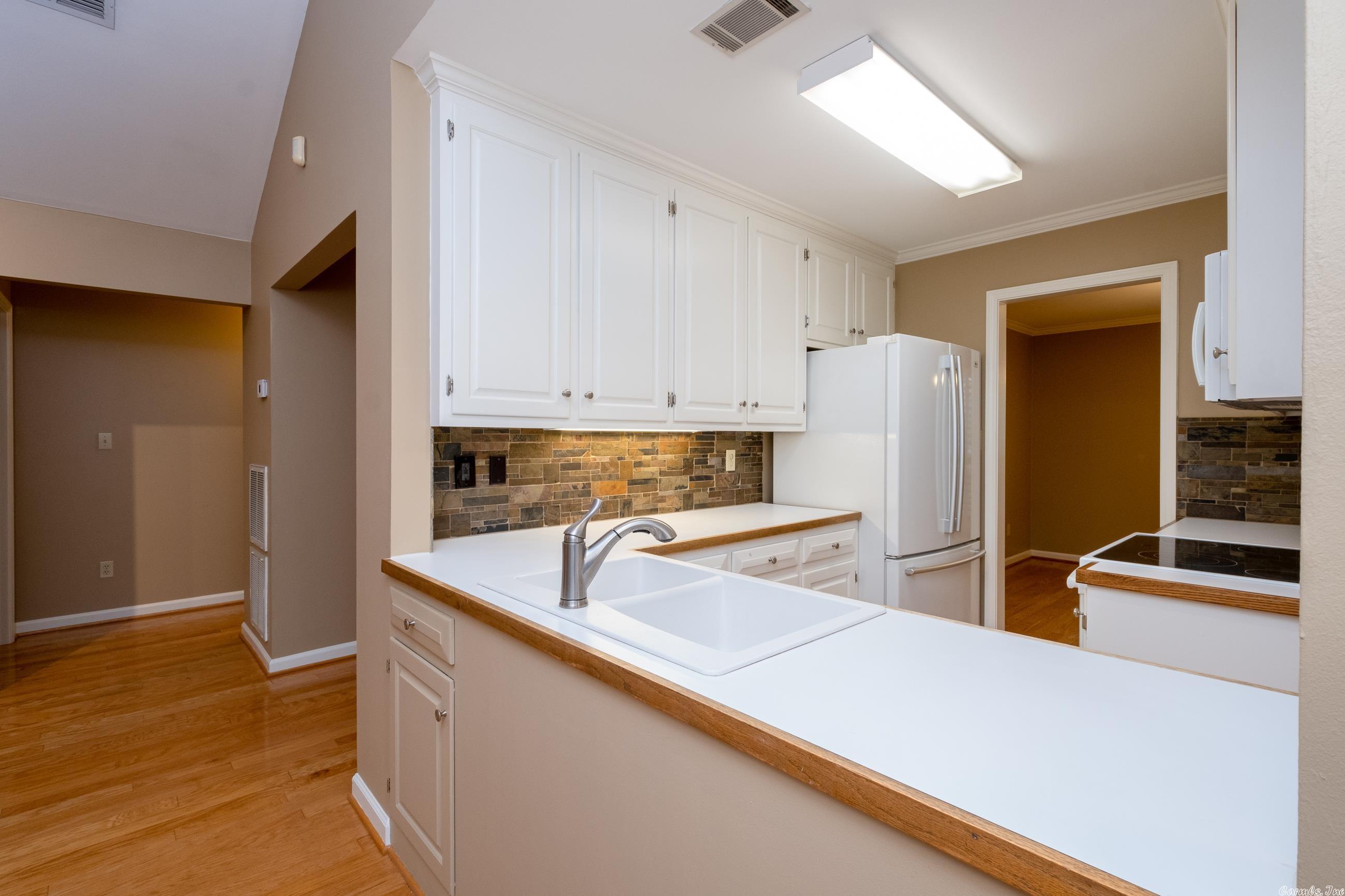 CHARLESTON PLACE - Residential