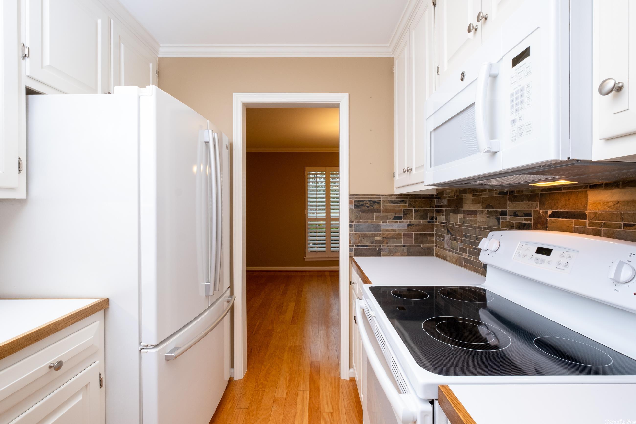 CHARLESTON PLACE - Residential