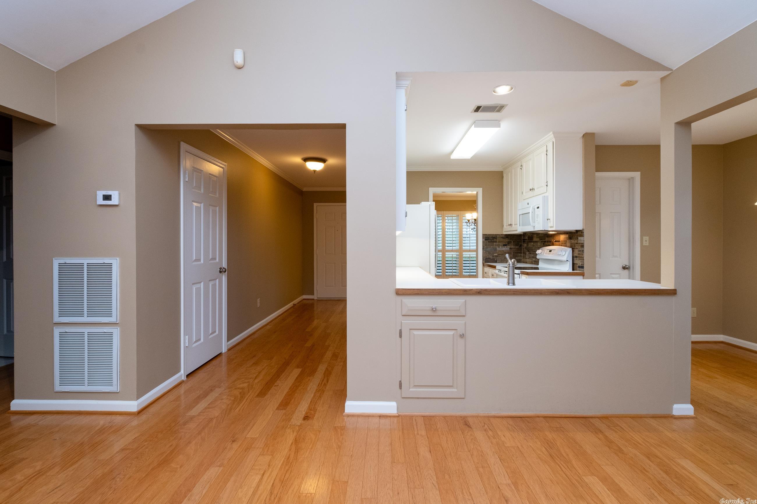 CHARLESTON PLACE - Residential