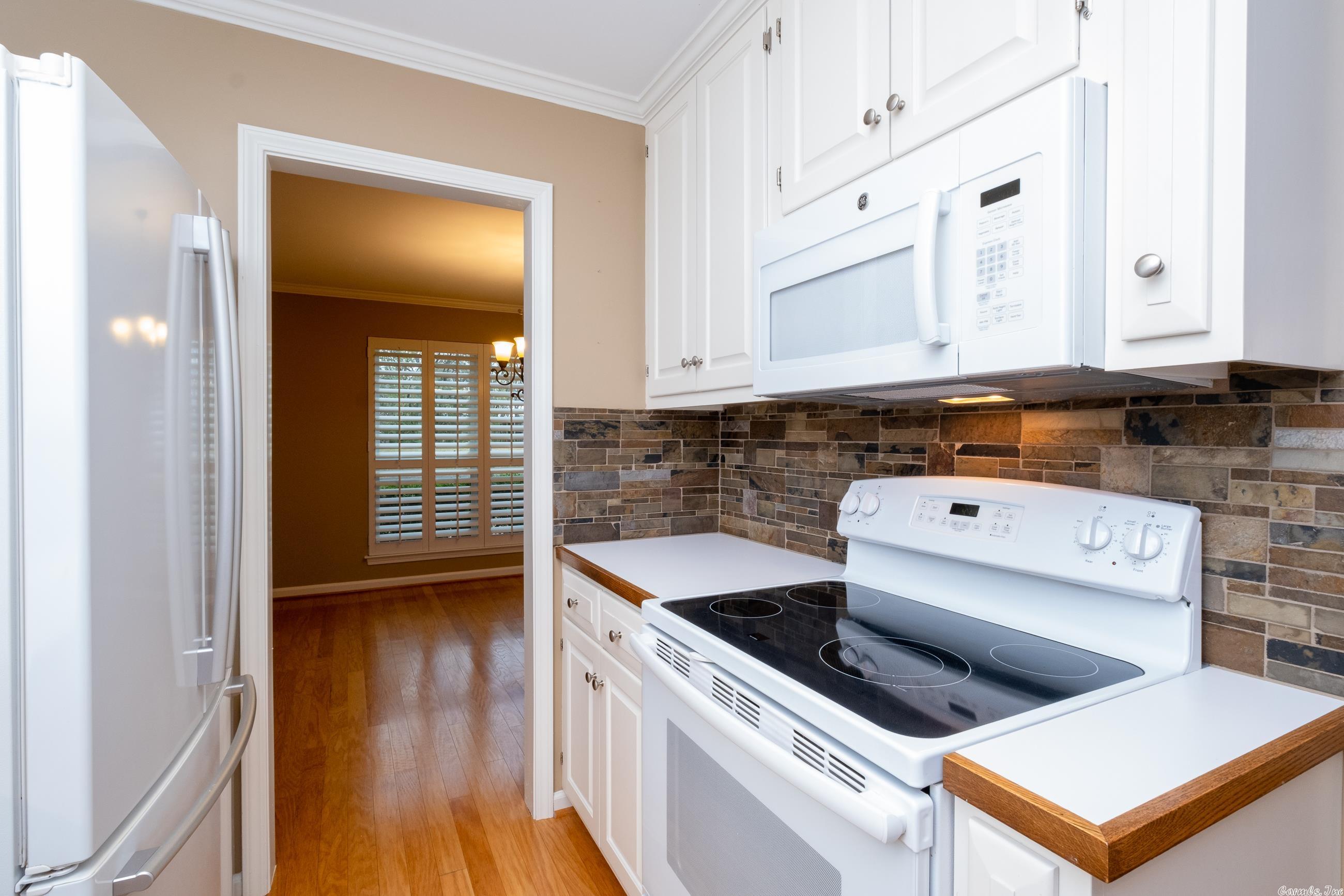 CHARLESTON PLACE - Residential