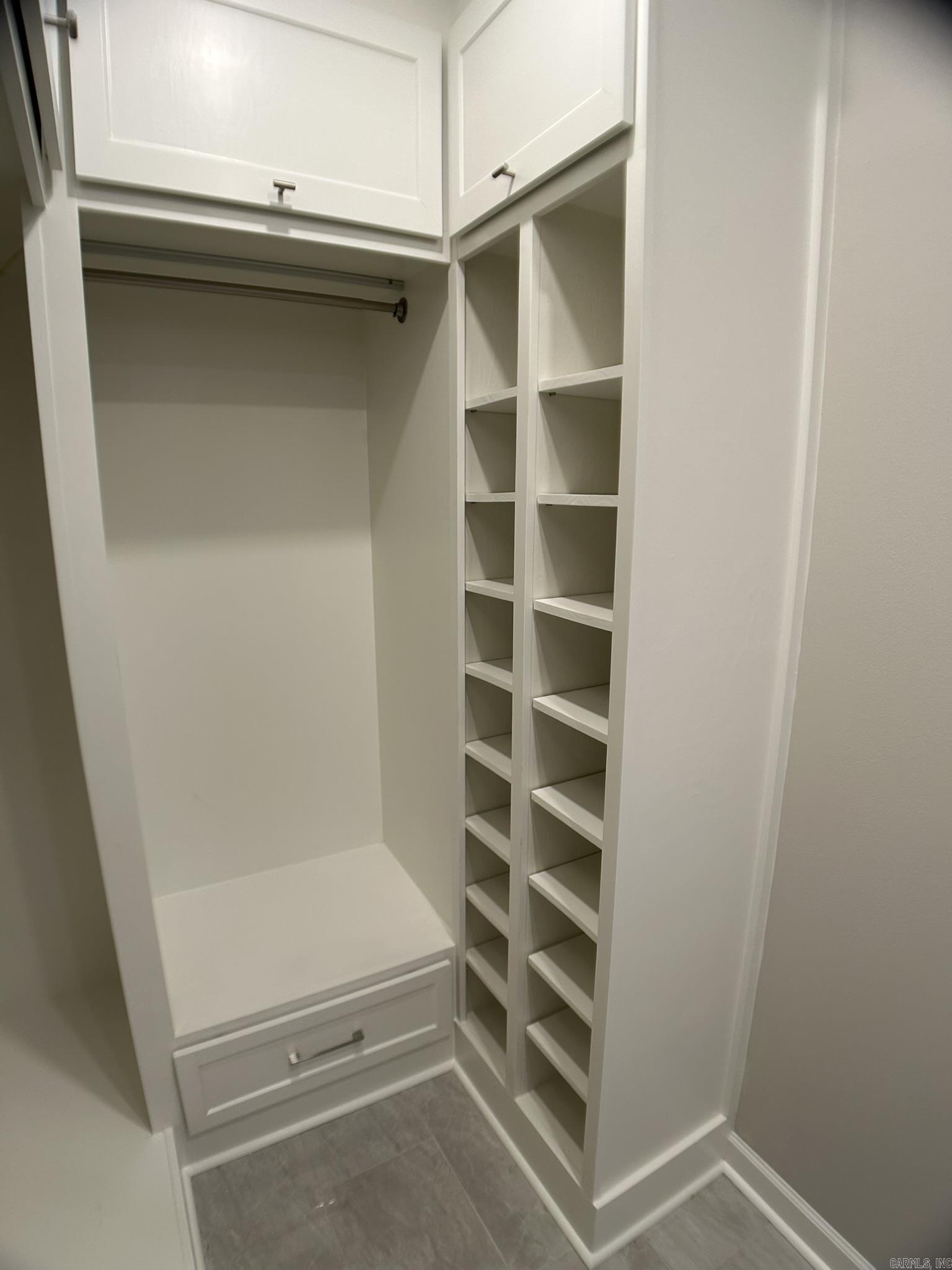 BELLE POINTE ADDN - Residential