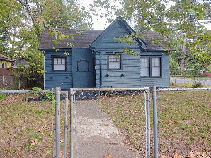 Daisy Little - Residential Lease