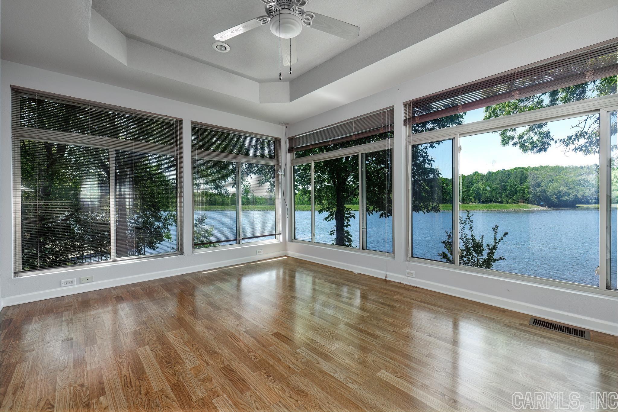 Isabella - Residential