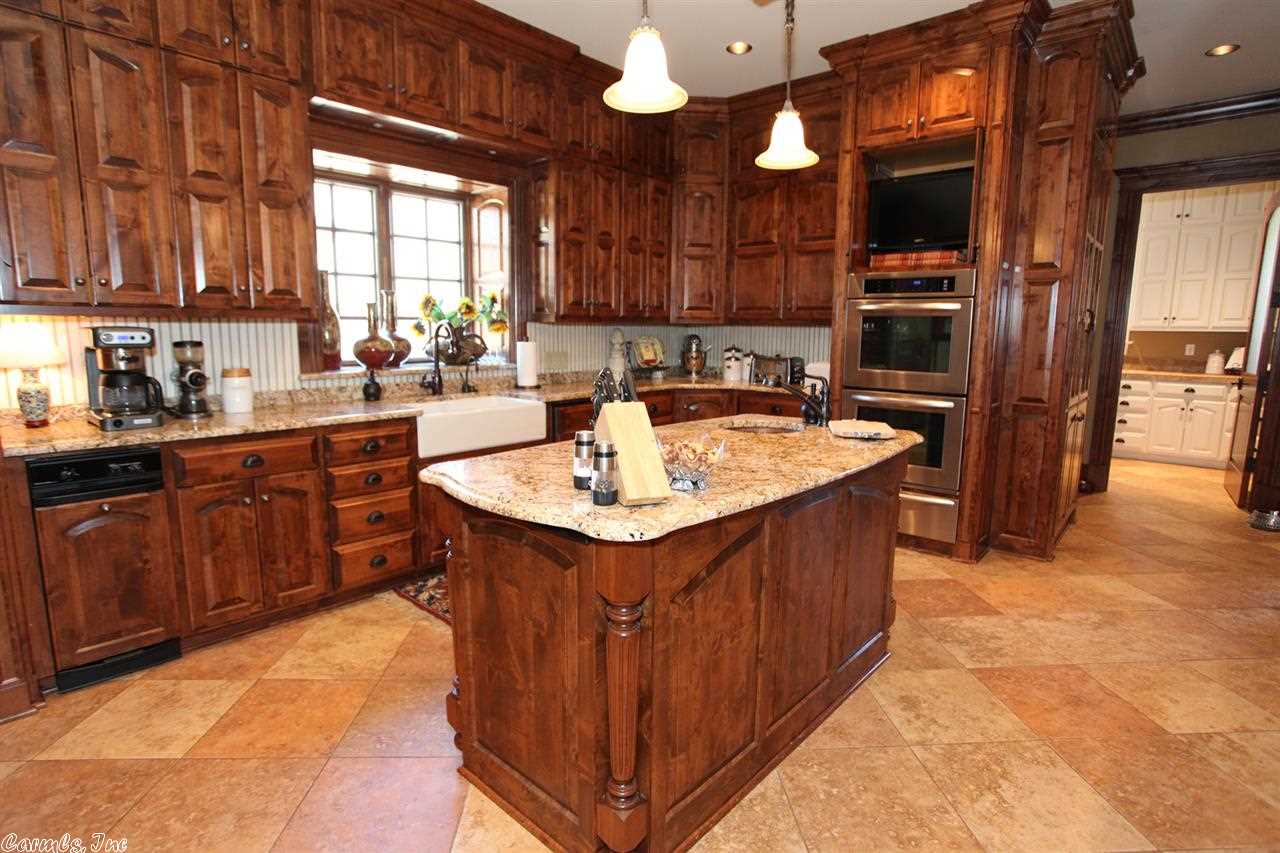 CHENAL VALLEY BASCOM PLACE - Residential