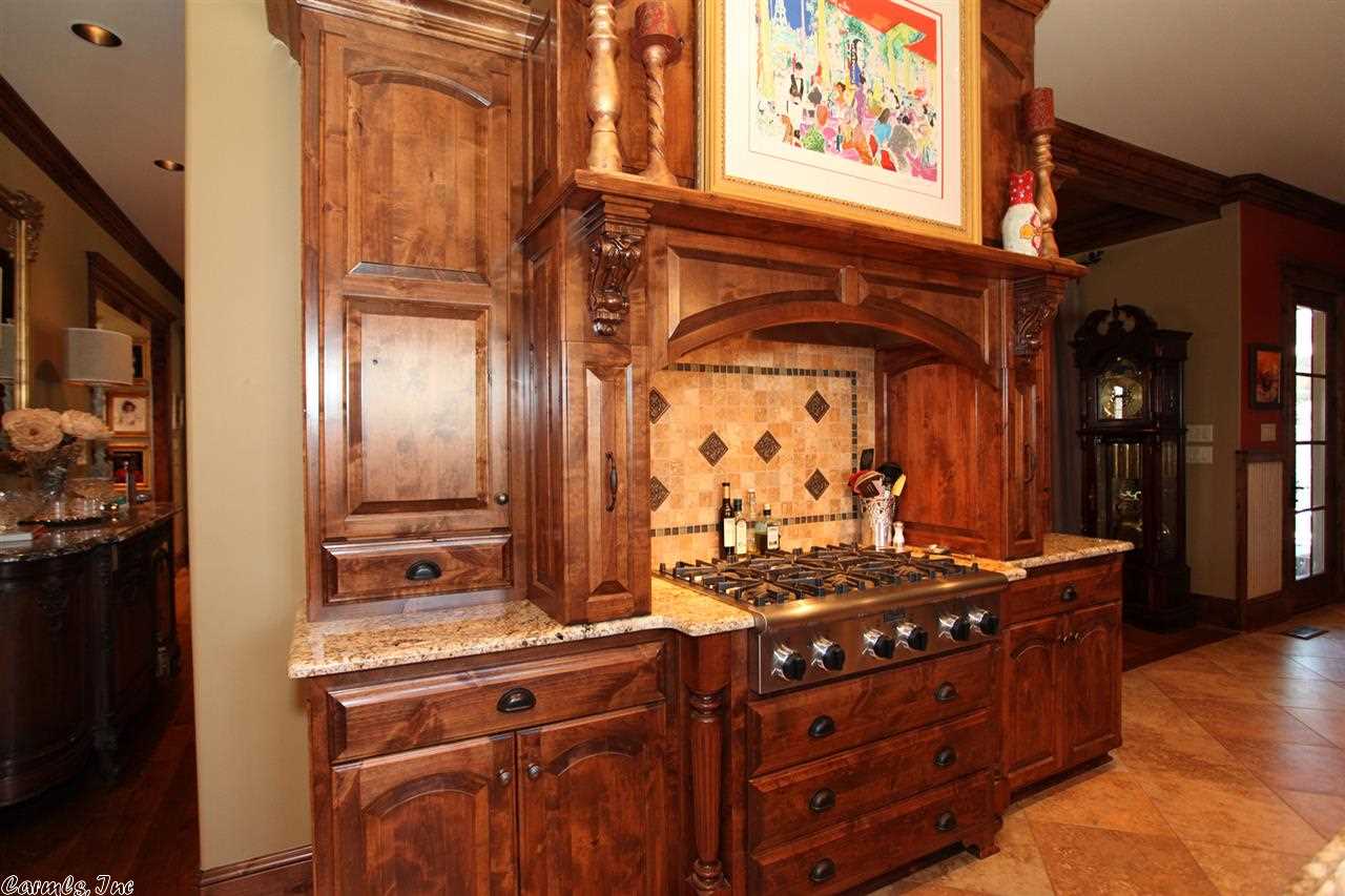 CHENAL VALLEY BASCOM PLACE - Residential