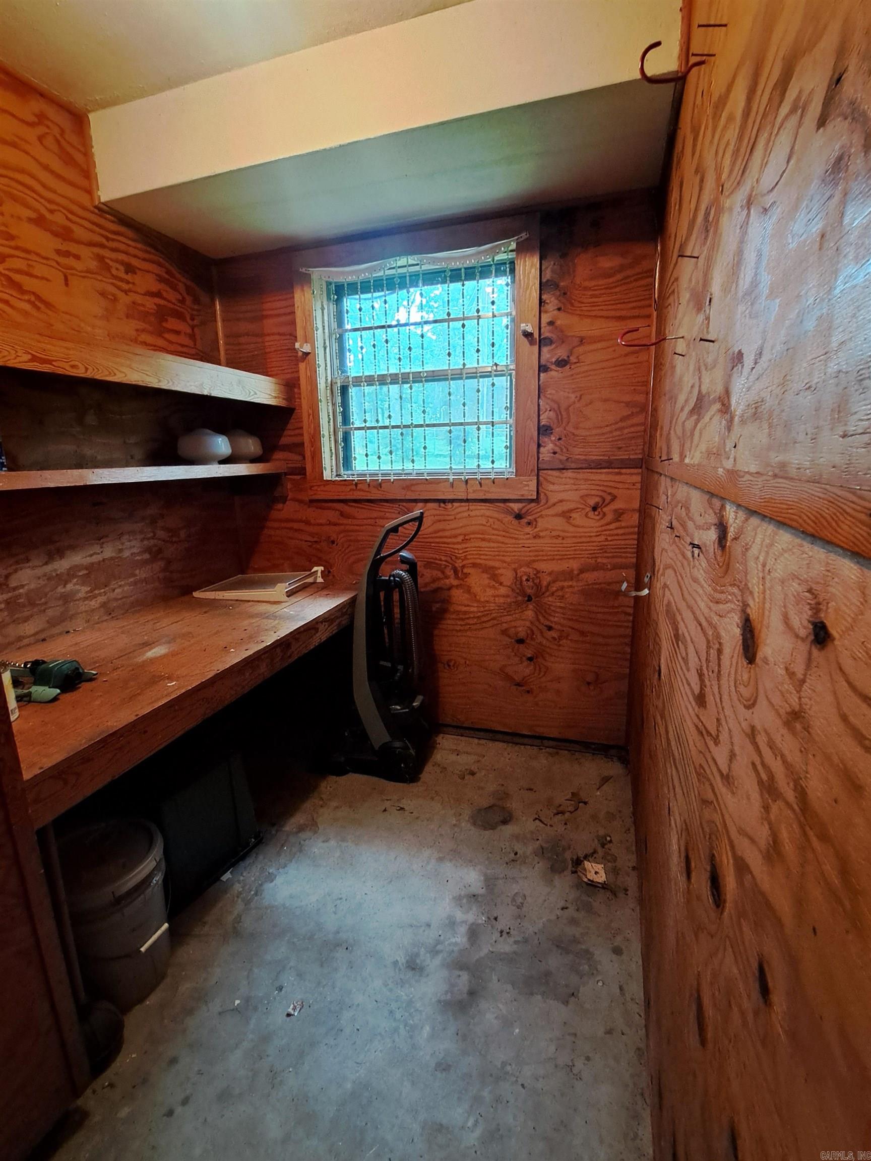 INDIAN HILLS - Residential