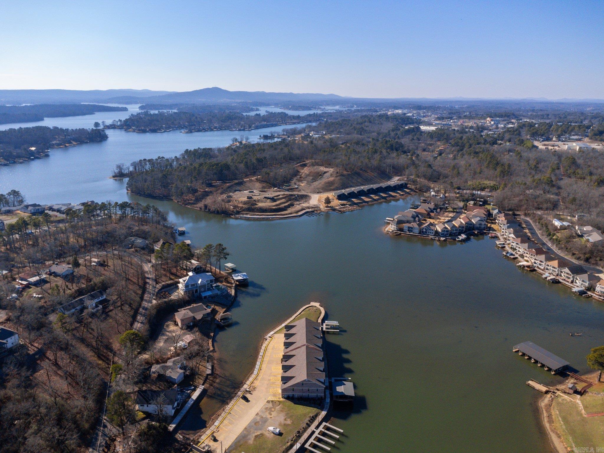 GRAND POINTE VIEW HPR - Residential