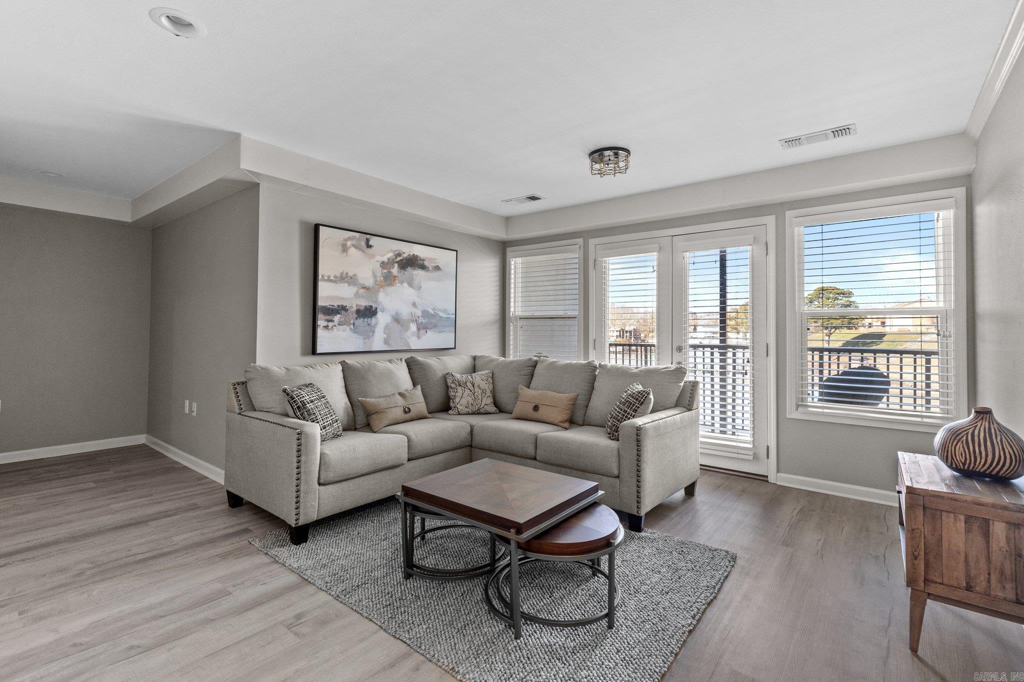 GRAND POINTE VIEW HPR - Residential