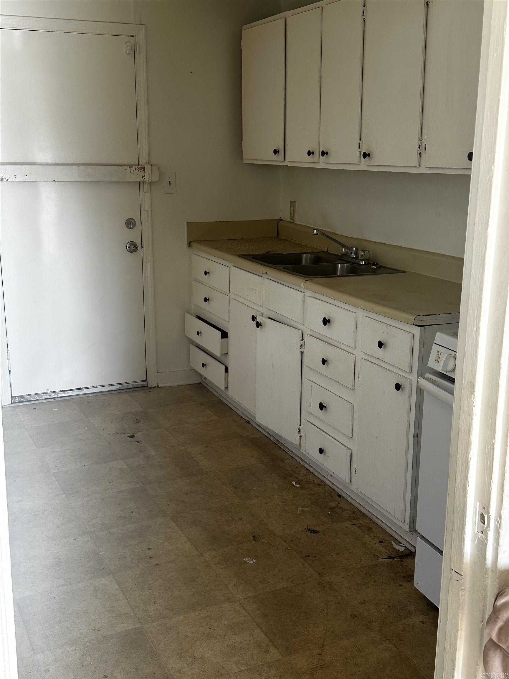 SUNNYSIDE HILLS ADDN TO JACK - Residential