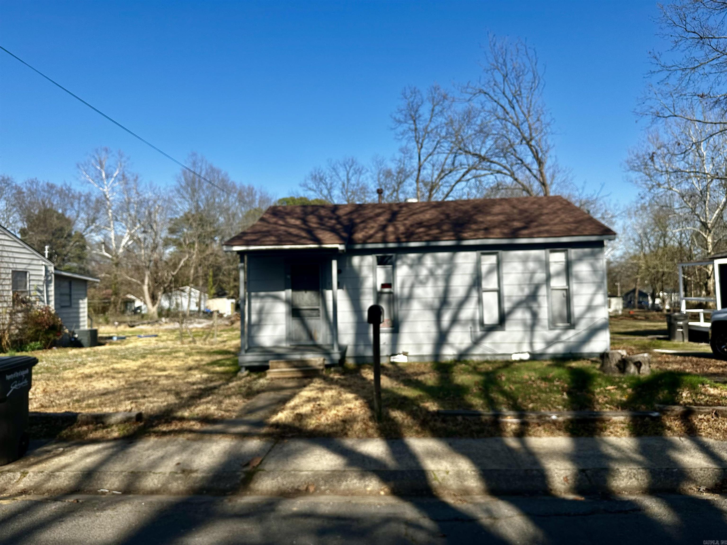 SUNNYSIDE HILLS ADDN TO JACK - Residential