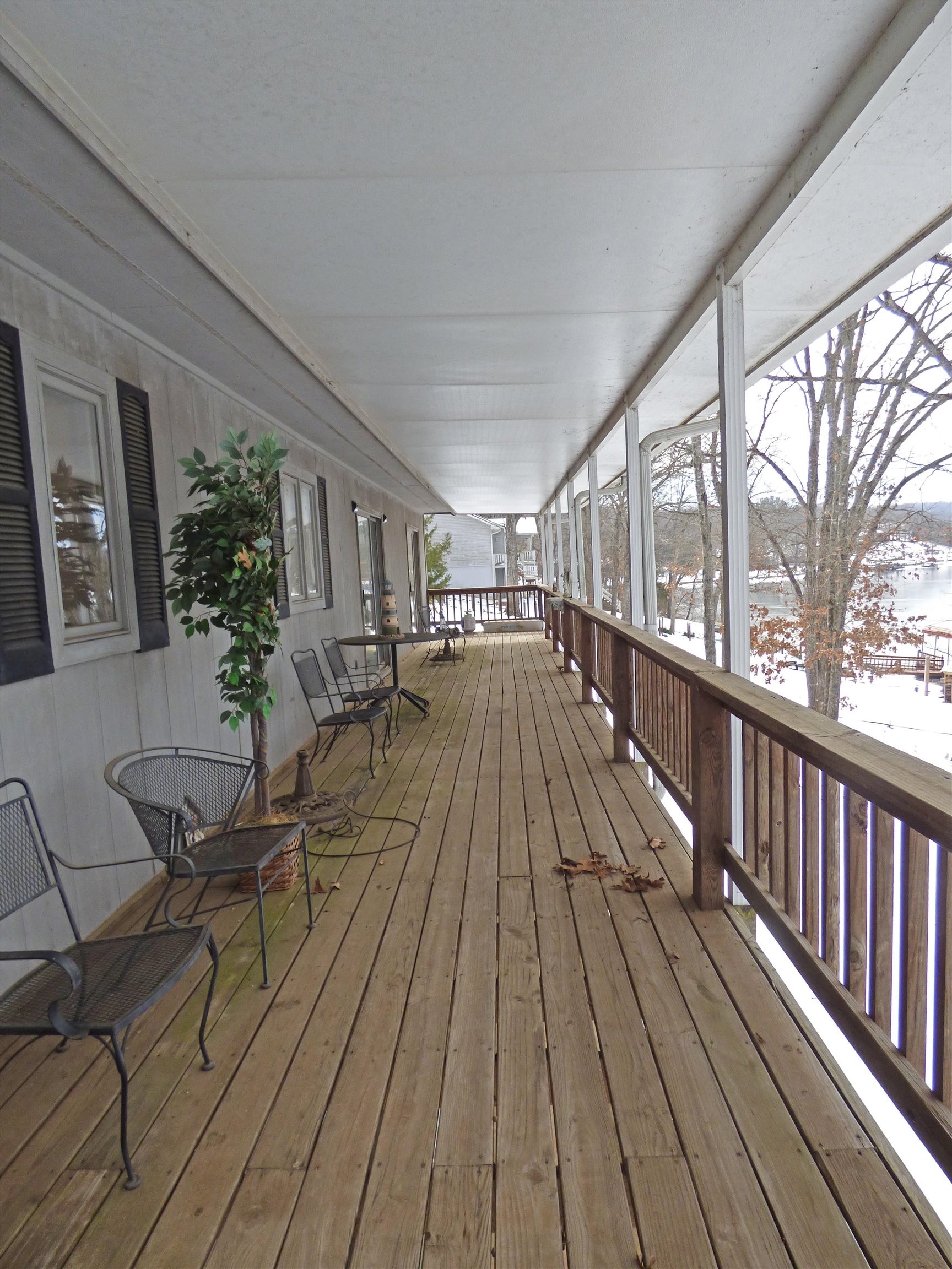 THUNDERBIRD - Residential