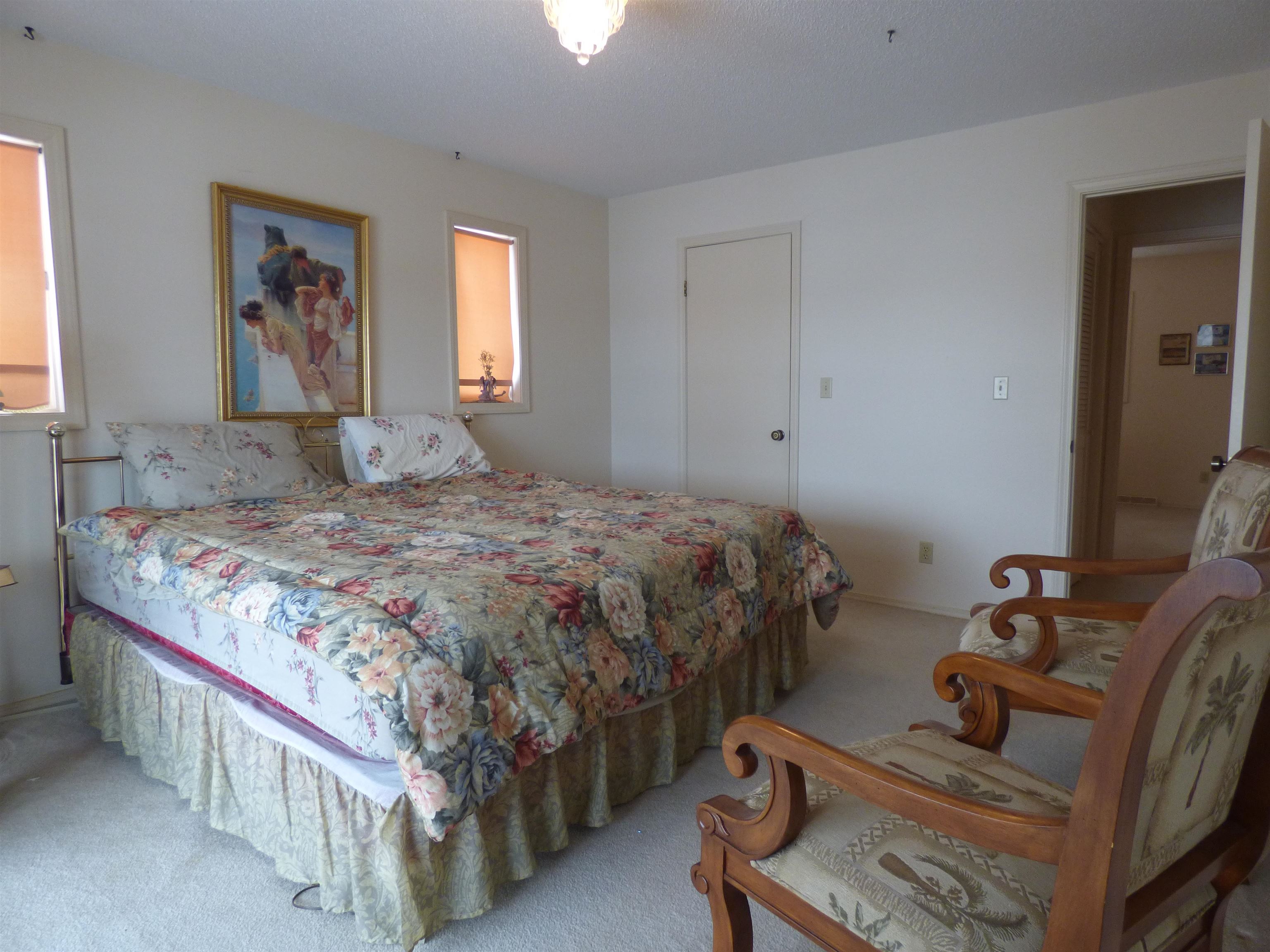 THUNDERBIRD - Residential