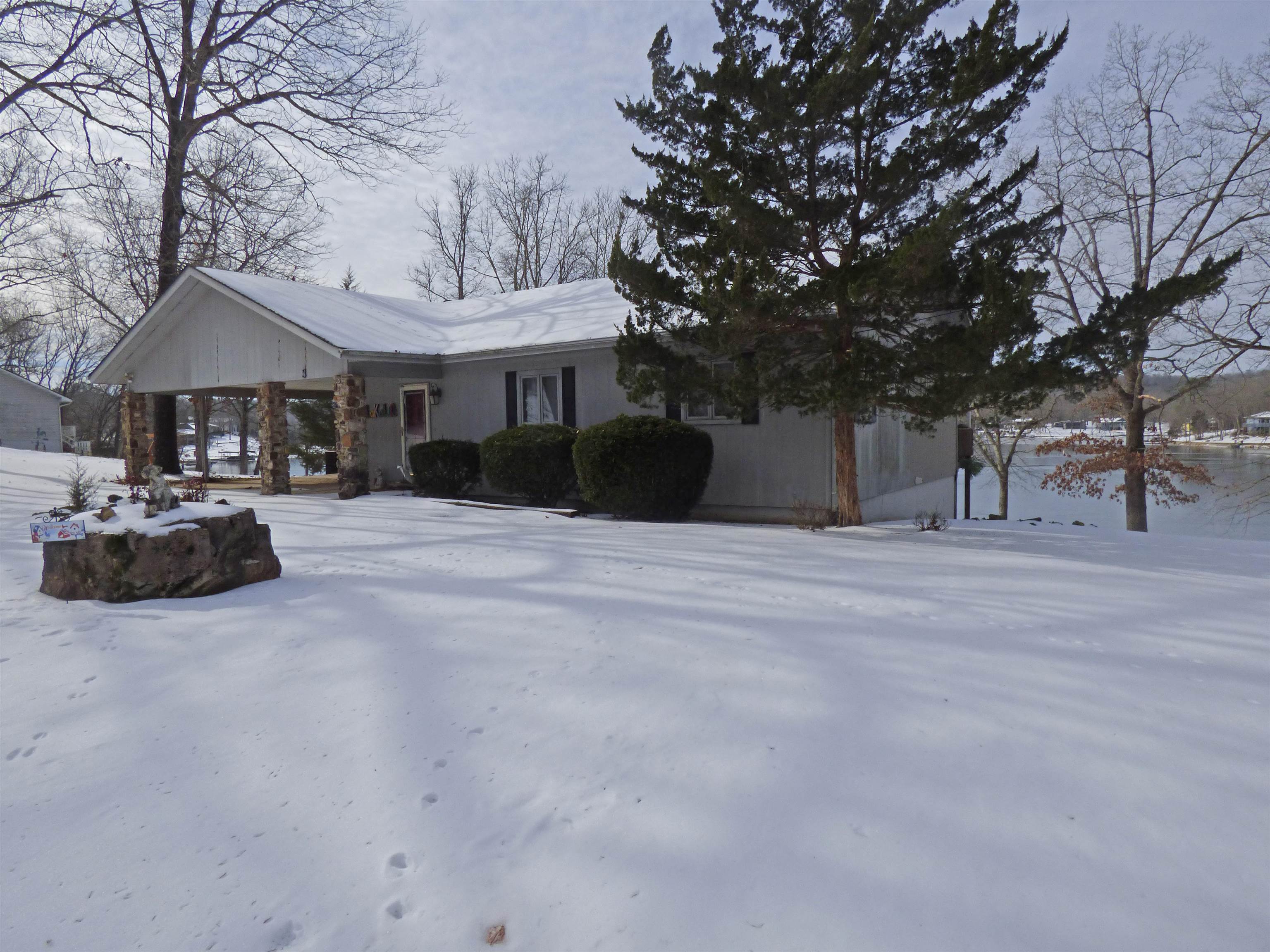 THUNDERBIRD - Residential