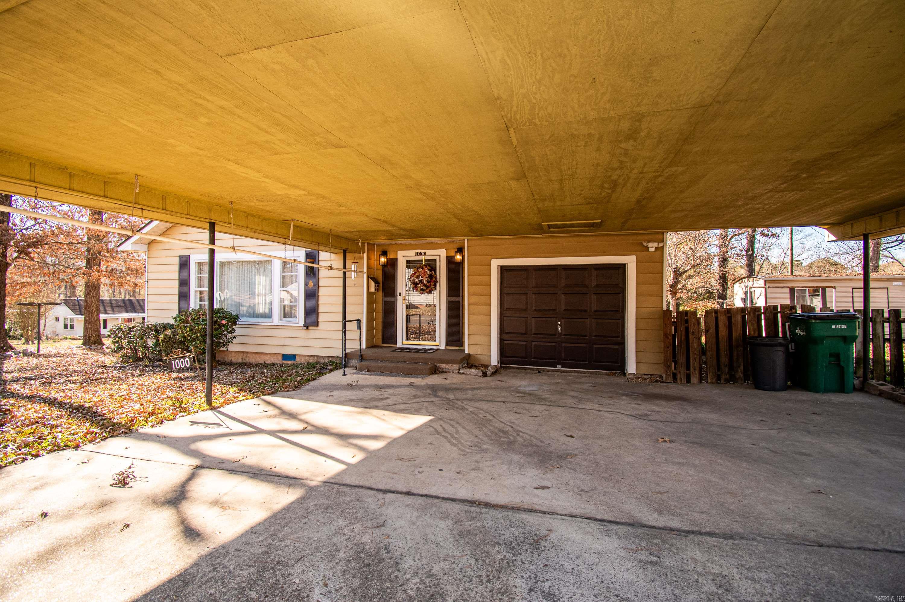 WEST WOODS - Residential