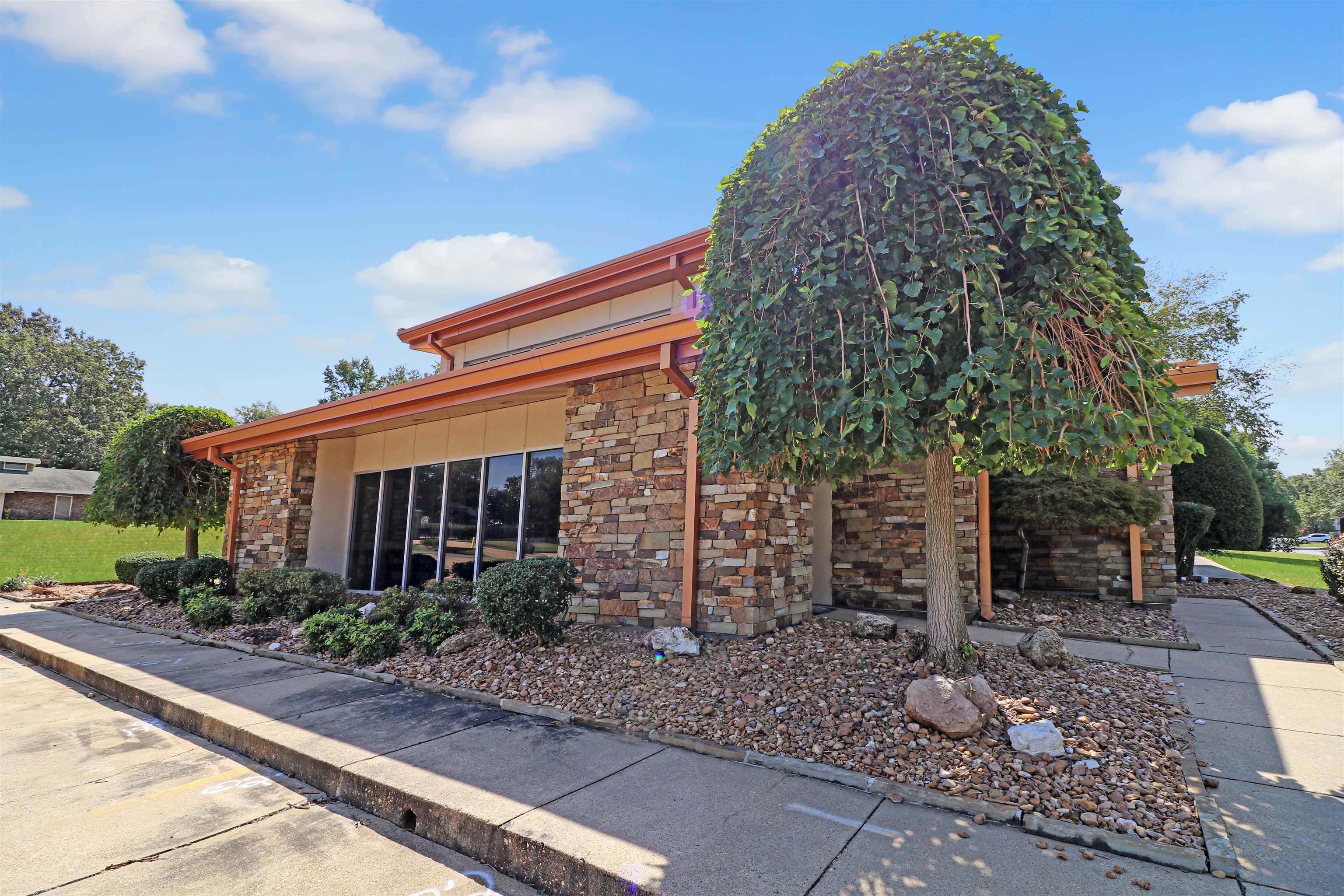 Metes & Bounds - Commercial Sale