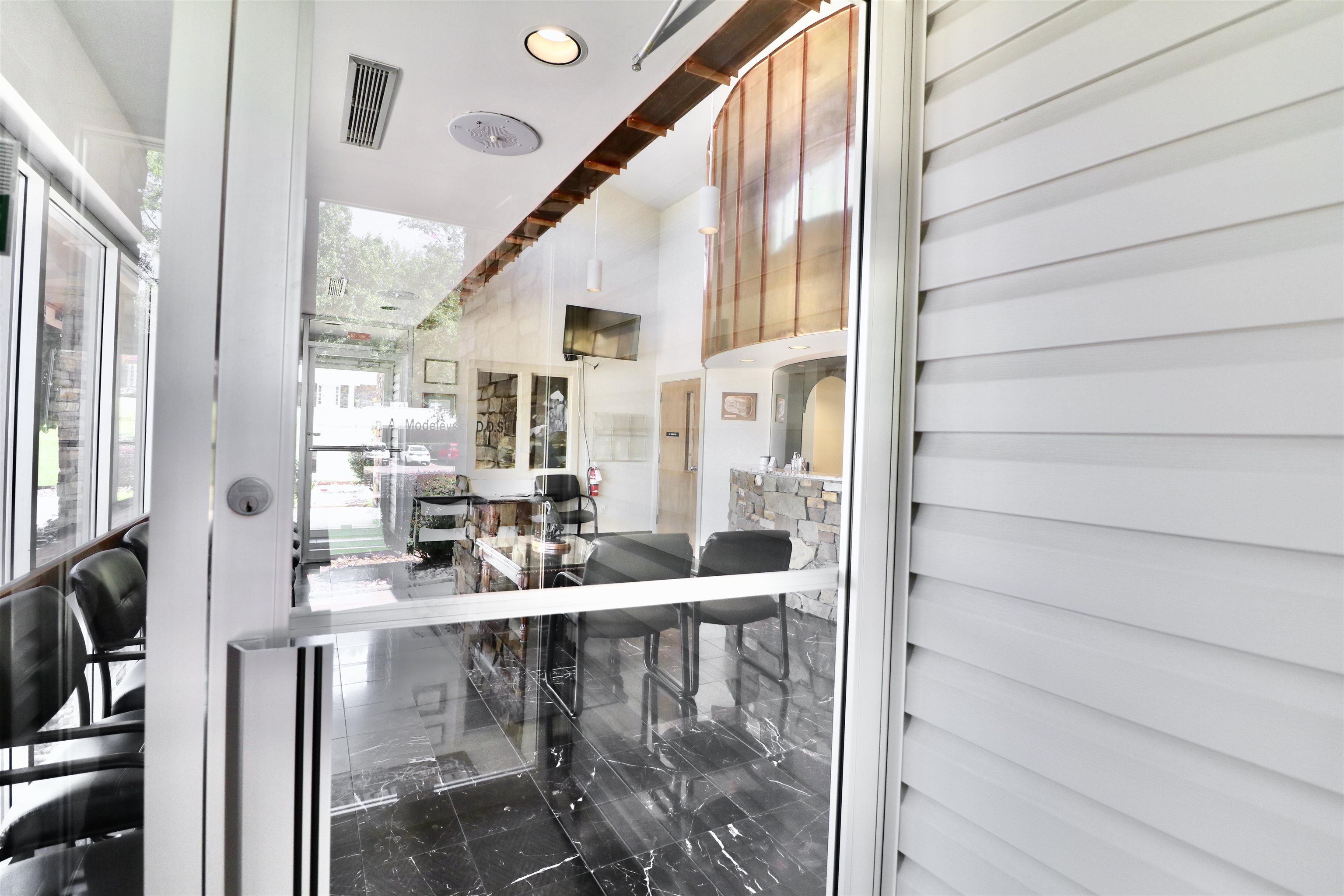 Metes & Bounds - Commercial Sale