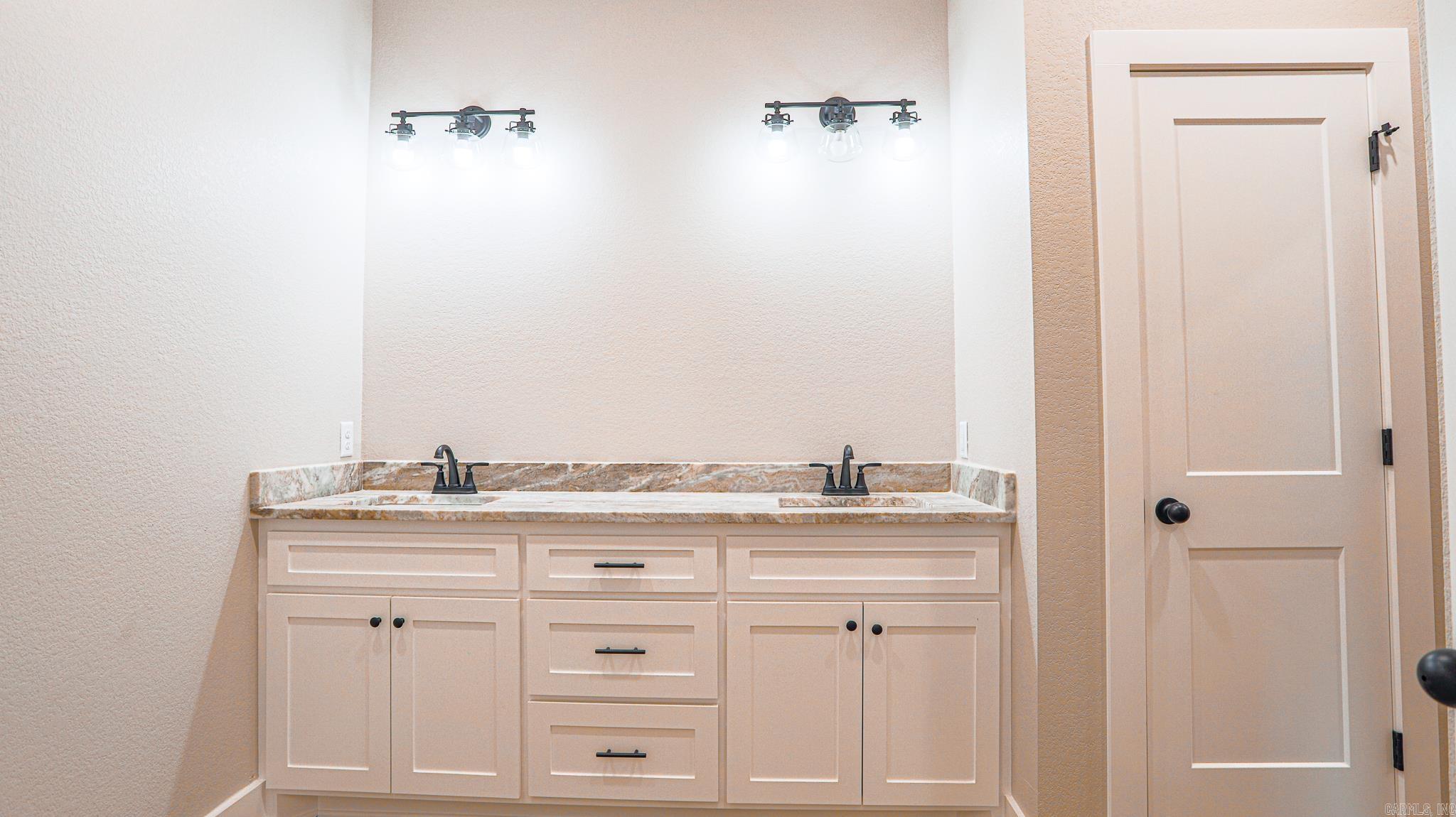 JACK FORK RIDGE - Residential