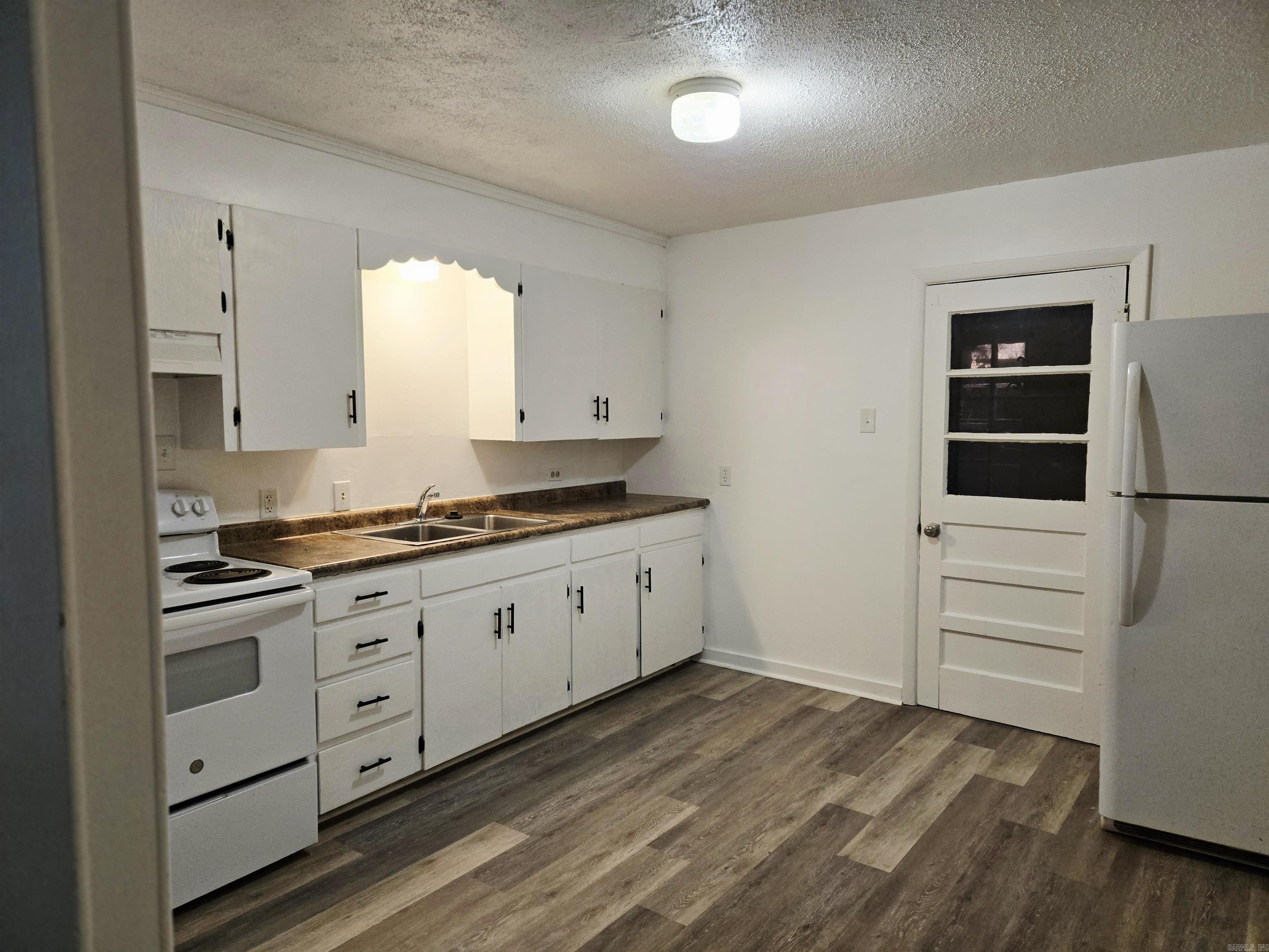 Rollimg Hills - Residential