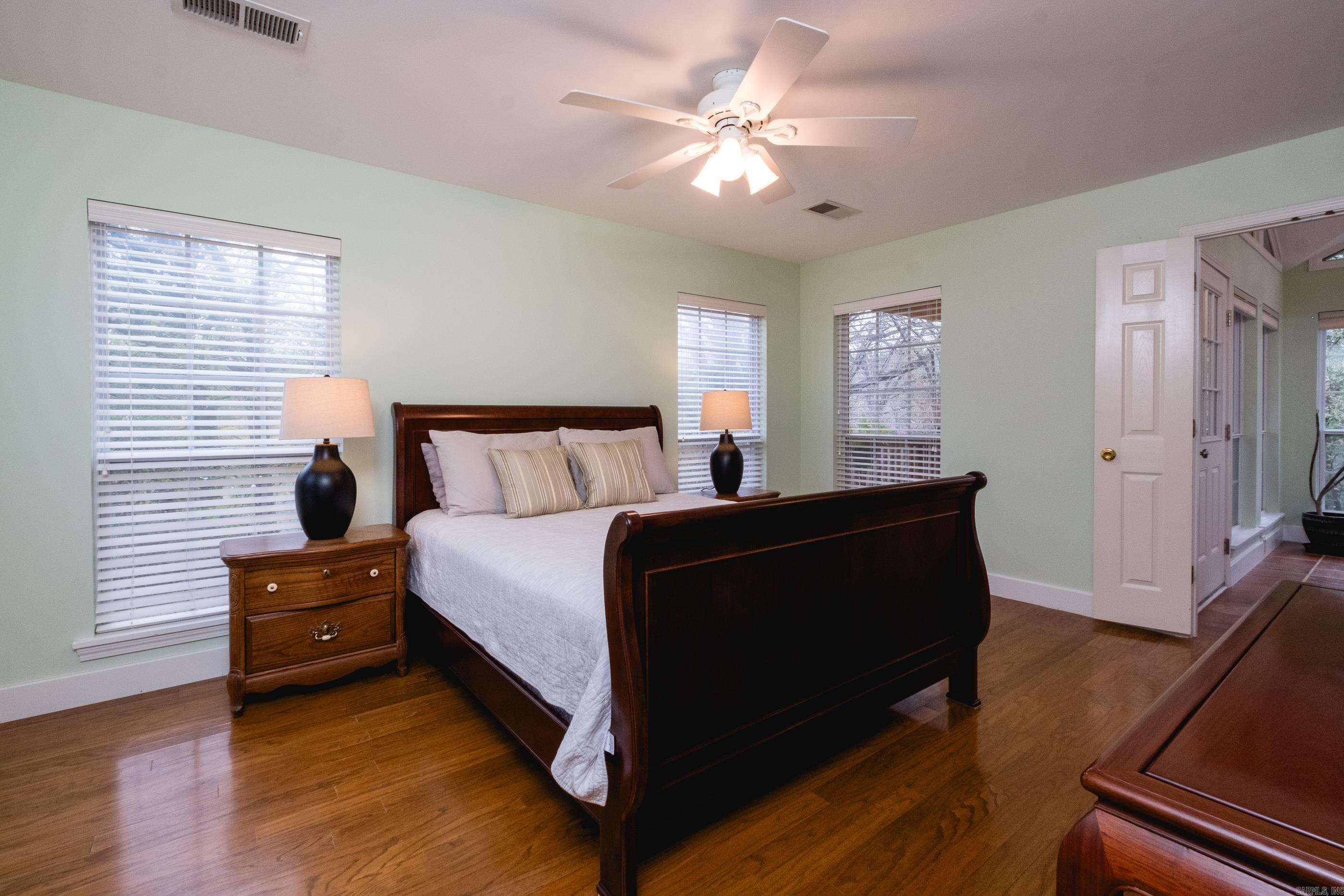 HILLCREST - Residential