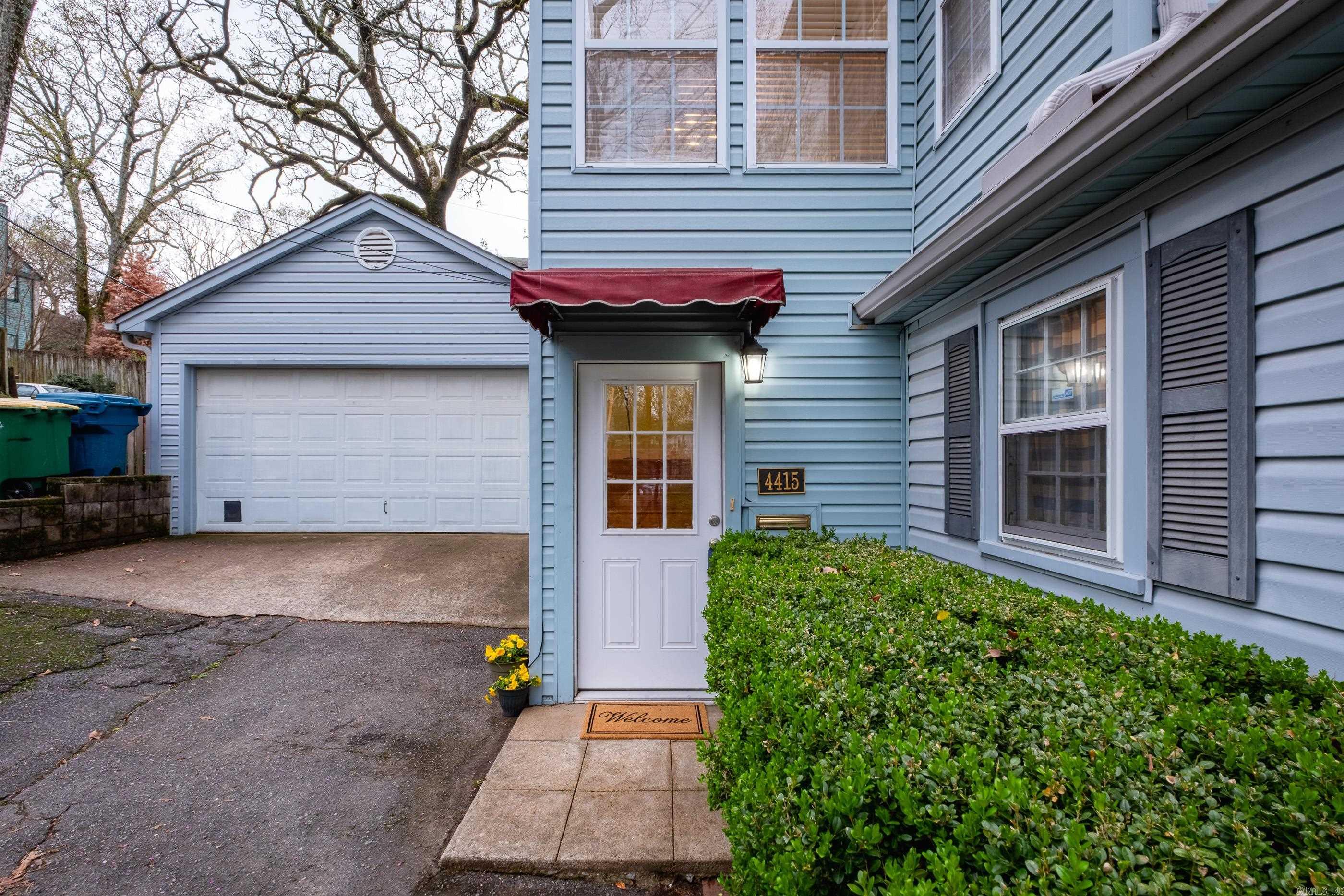 HILLCREST - Residential