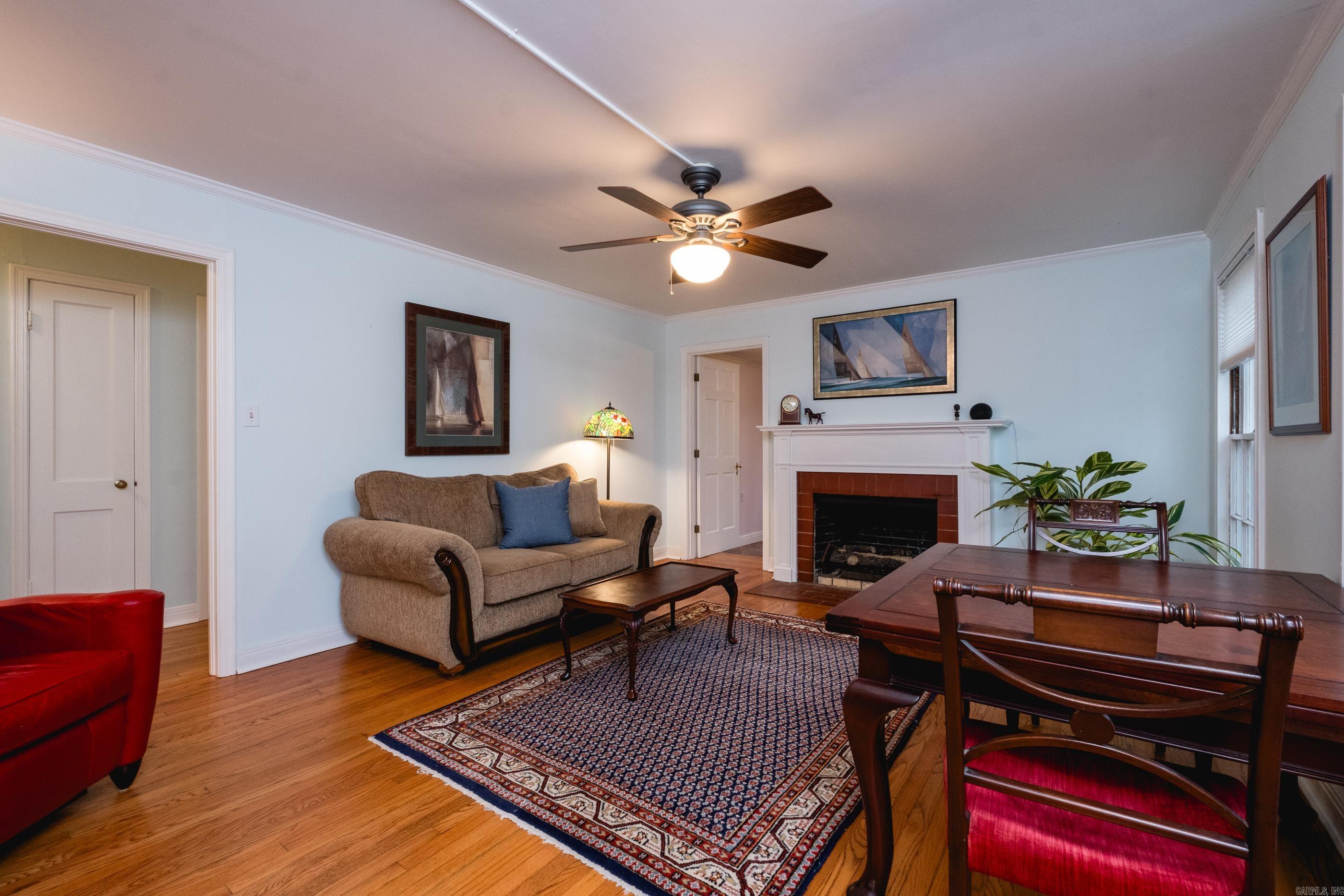 HILLCREST - Residential