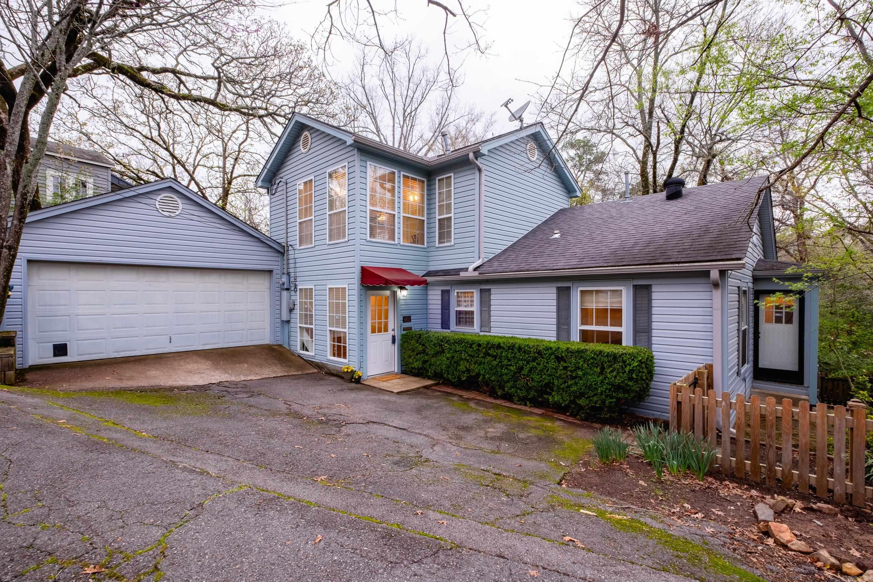 HILLCREST - Residential