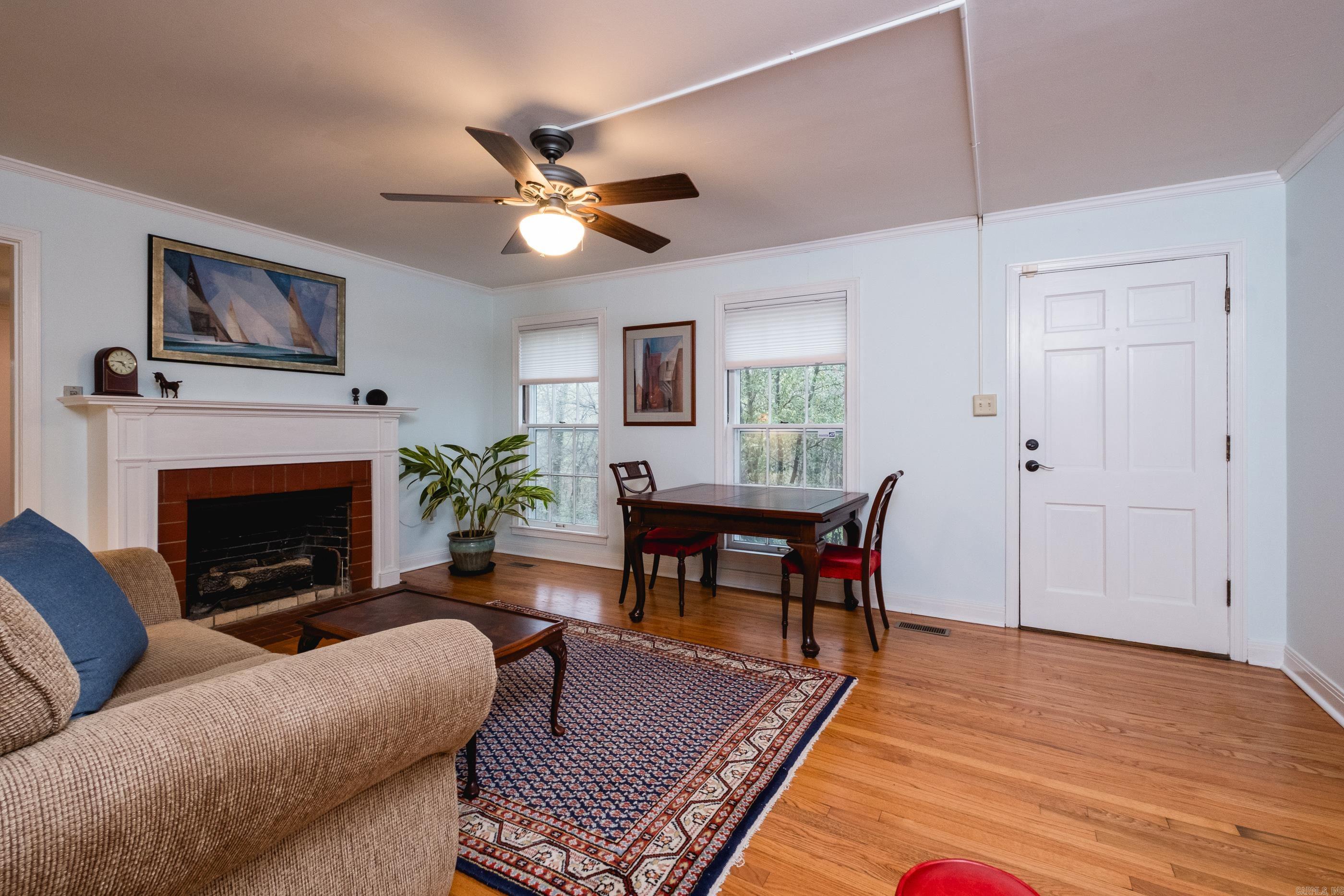 HILLCREST - Residential