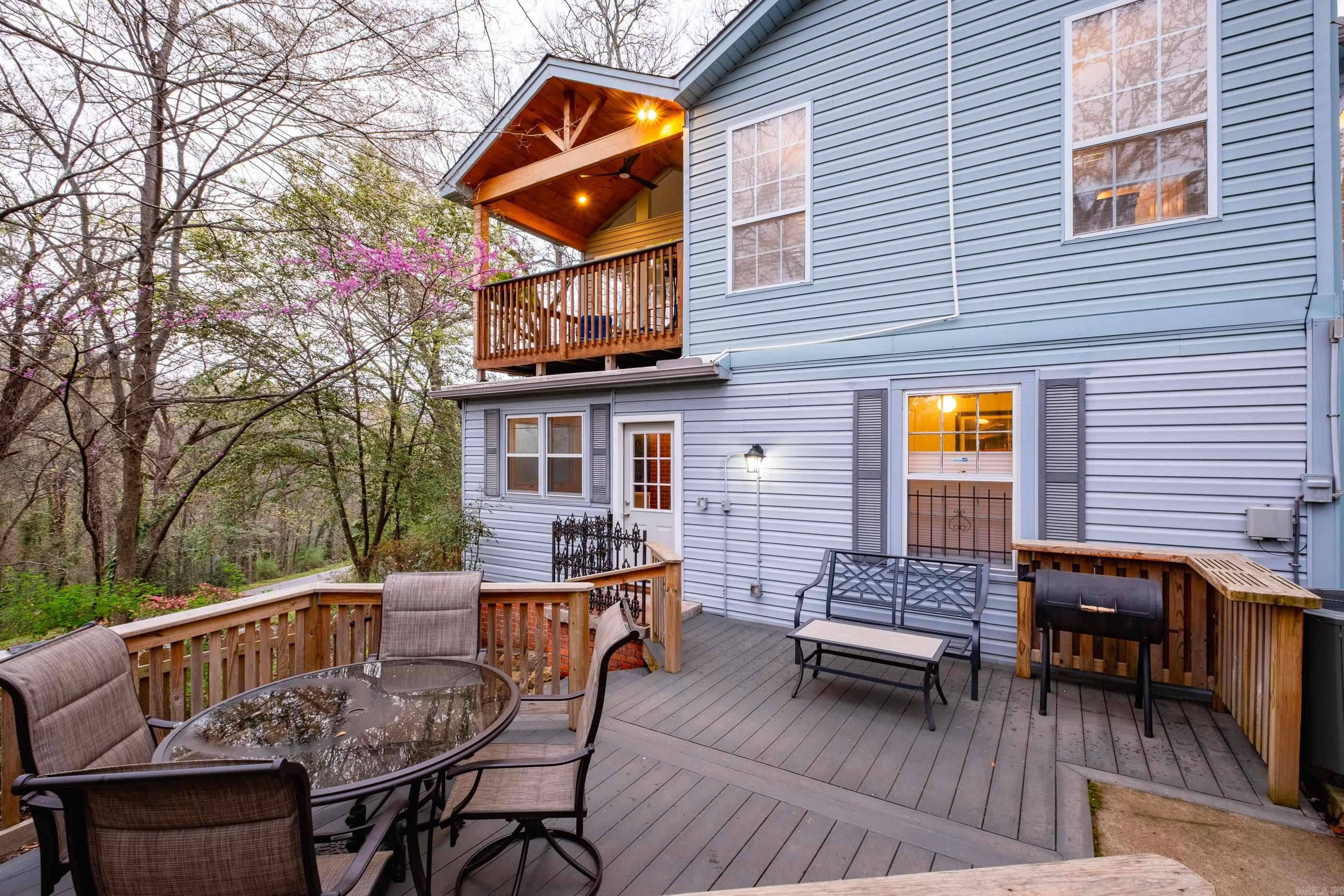 HILLCREST - Residential