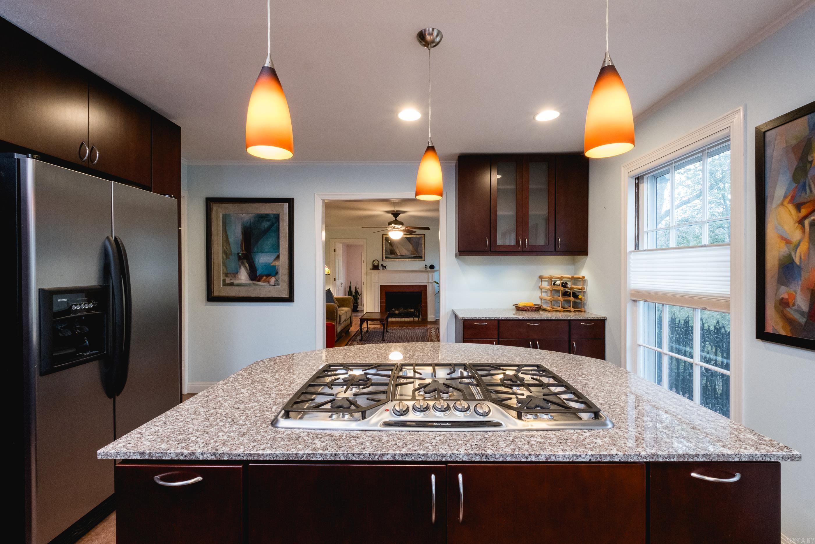 HILLCREST - Residential