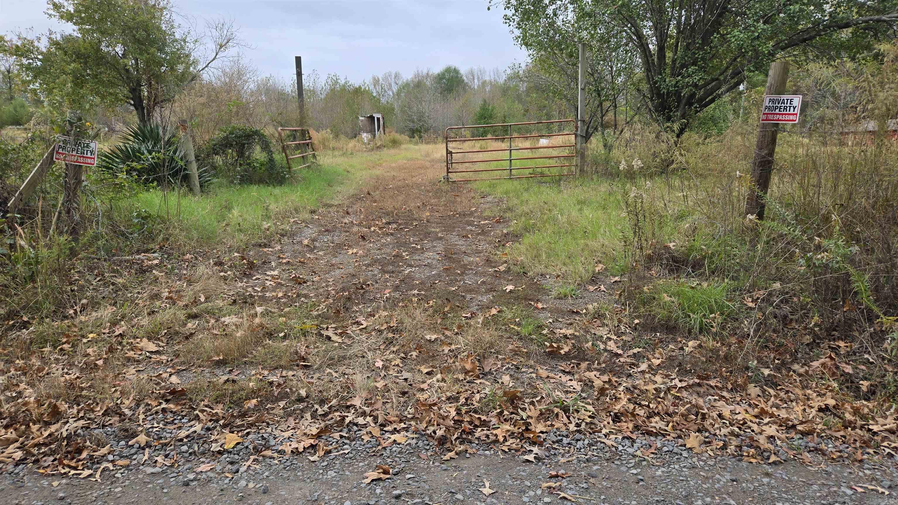 Metes & Bounds - Land