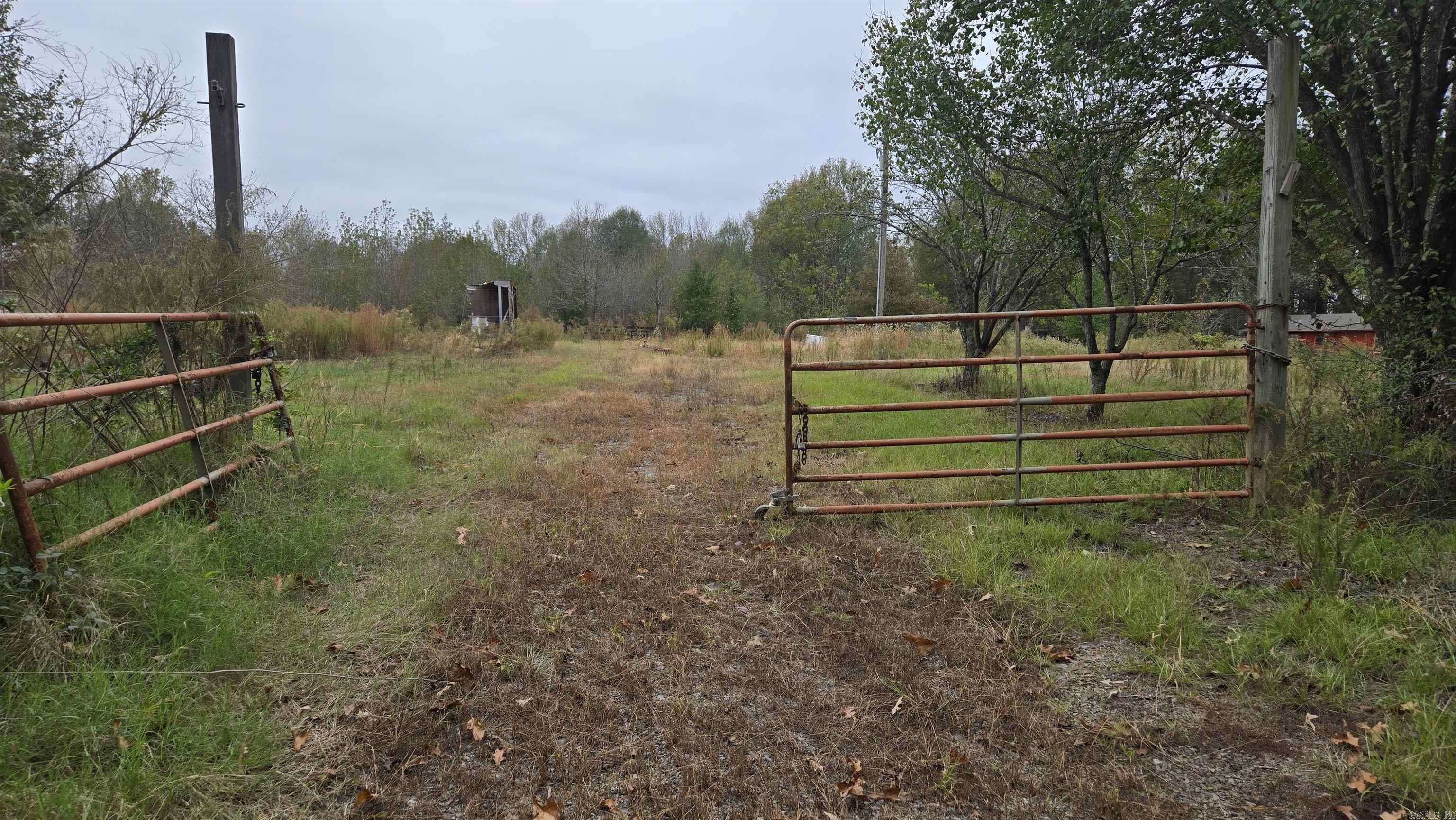 Metes & Bounds - Land