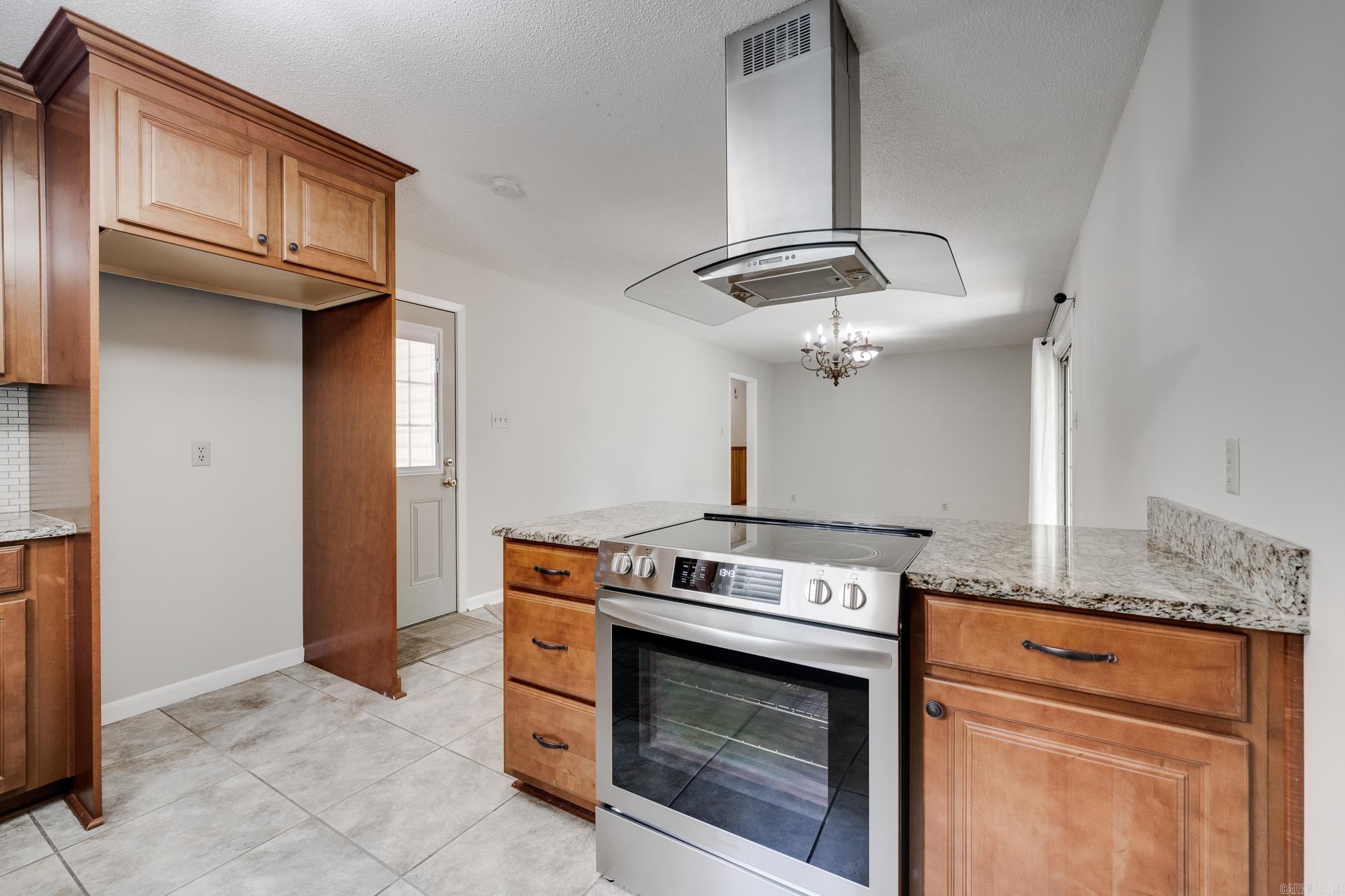 INDIAN HILLS - Residential
