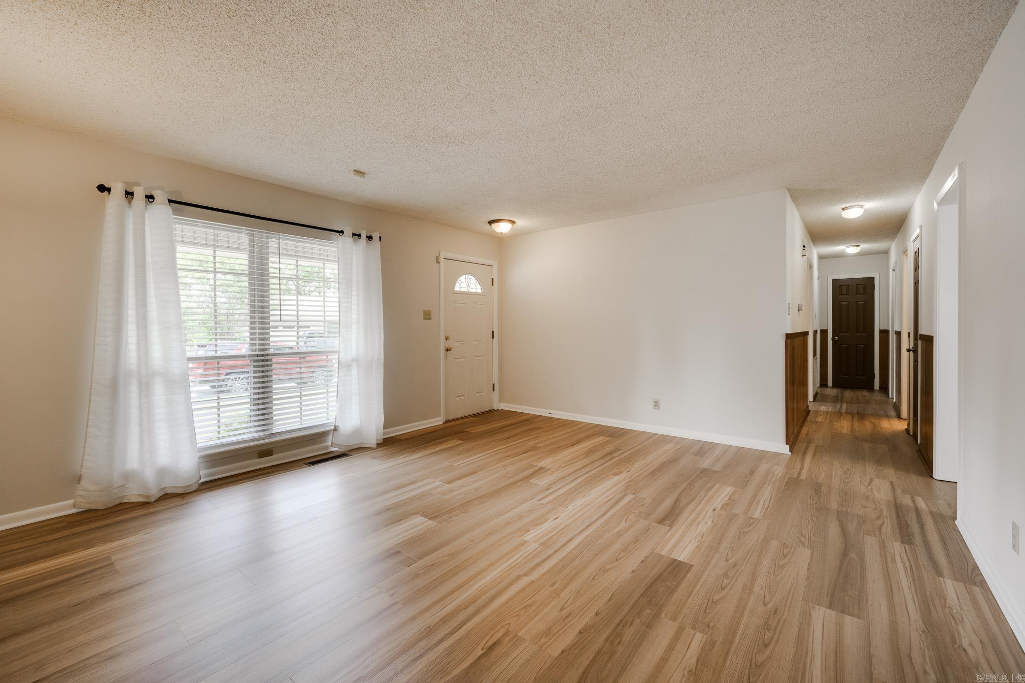 INDIAN HILLS - Residential